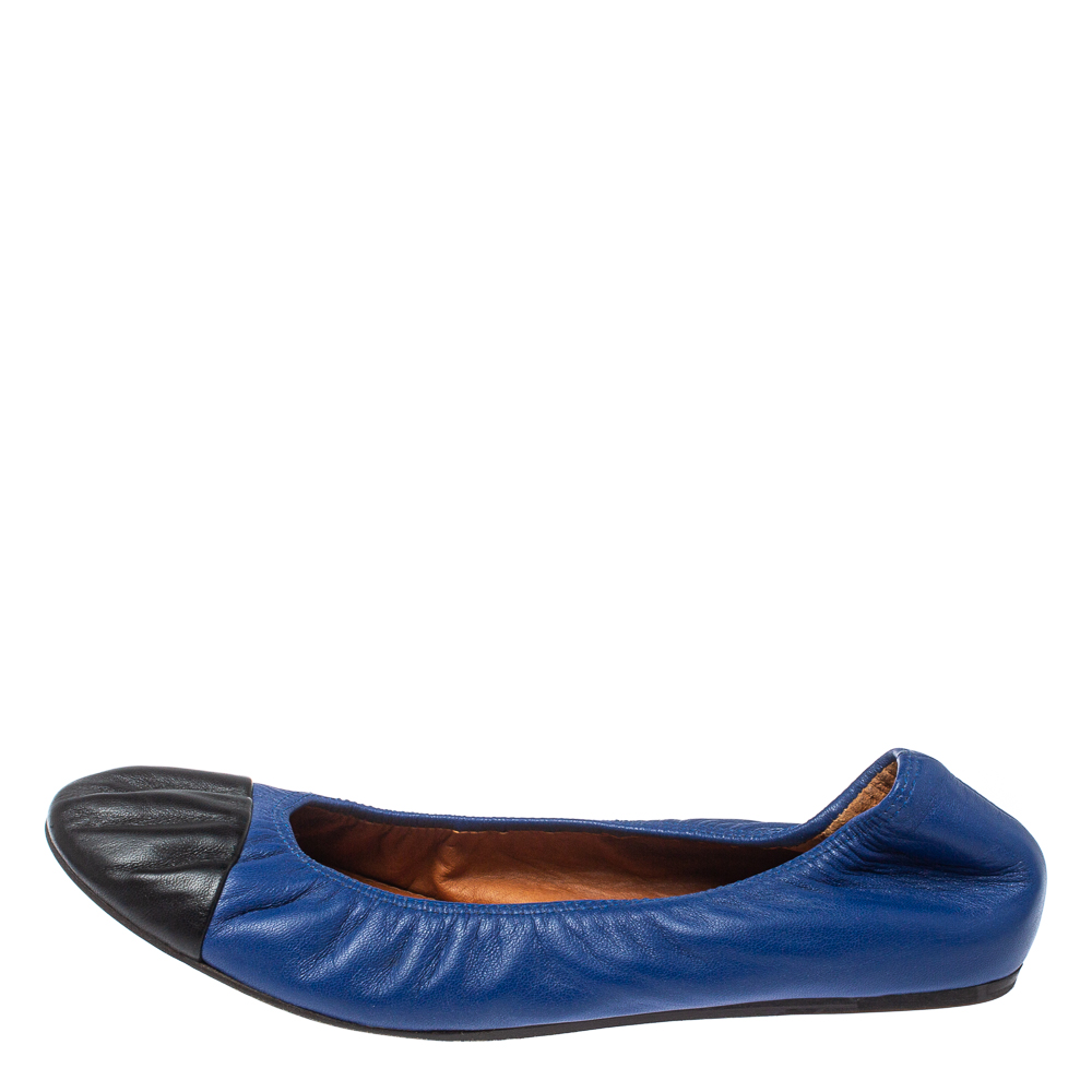 

Lanvin Blue Leather Cap Toe Ballet Flats Size