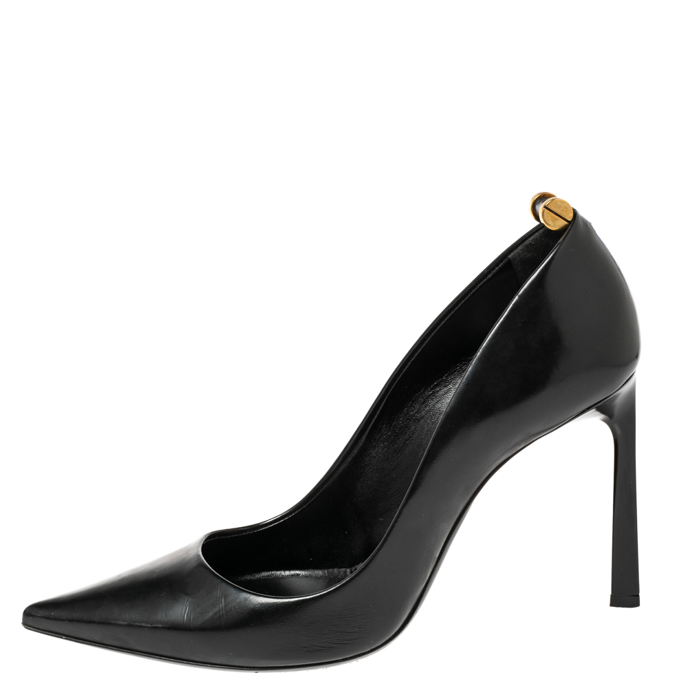 

Lanvin Black Patent Leather Pointed Toe Pumps Size