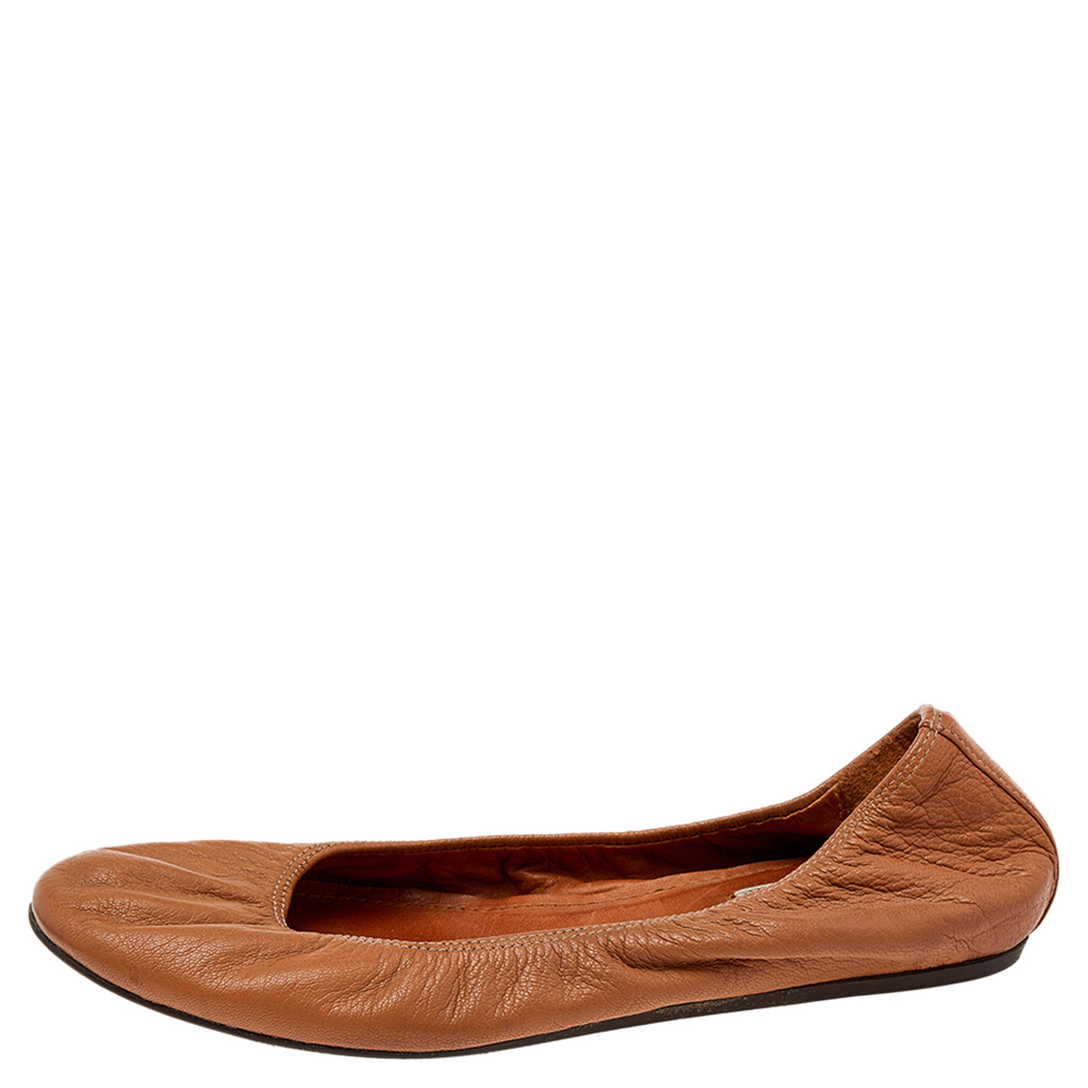 

Lanvin Beige Leather Scrunch Flats Size