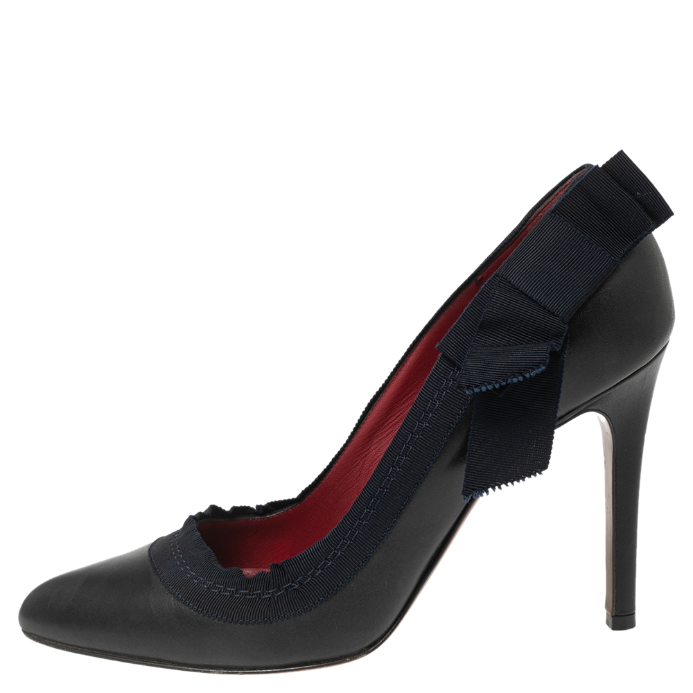 

Lanvin Black/Navy Blue Leather and Ribbon Bow Pumps Size