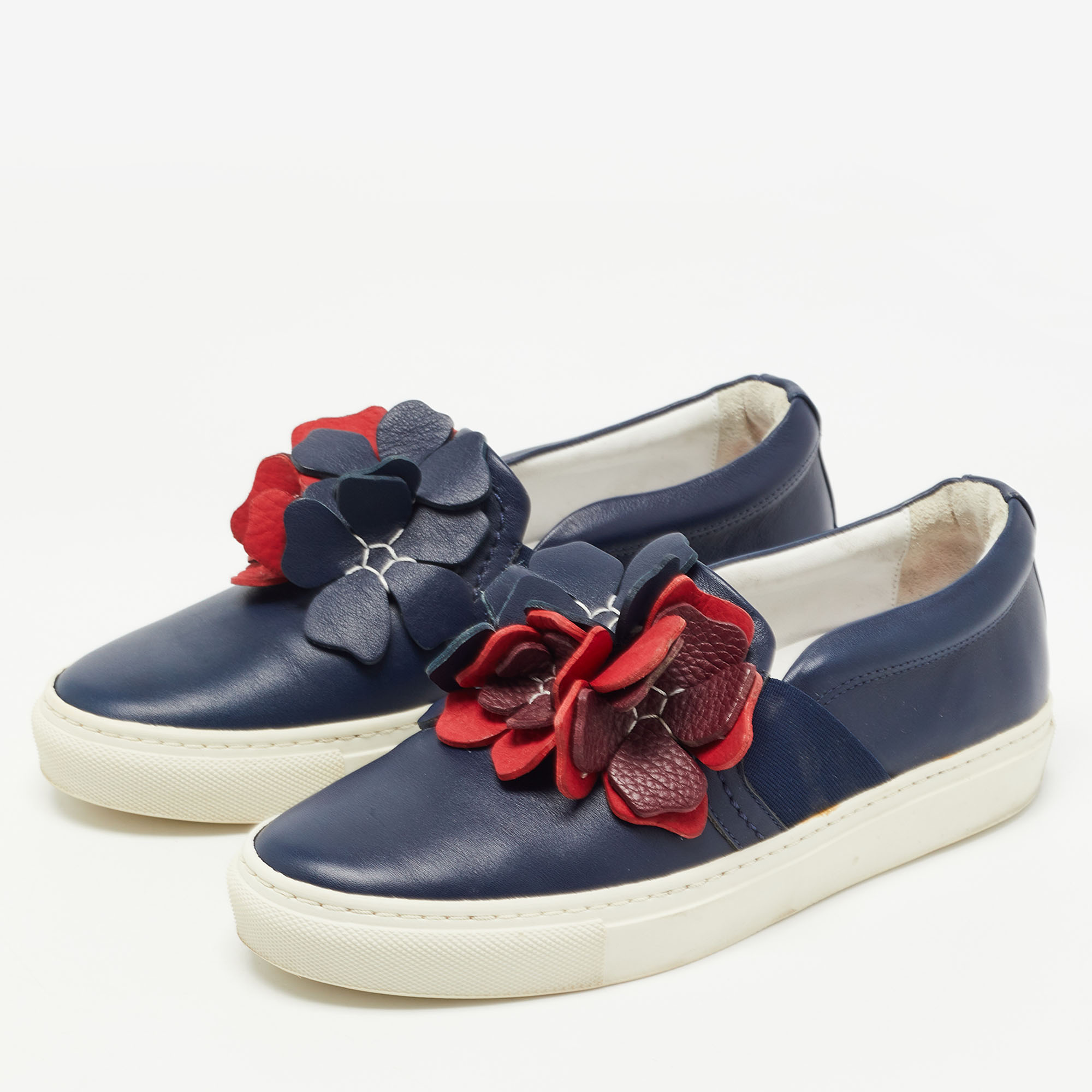 

Lanvin Navy Blue Leather Floral Accent Slip On Sneakers Size