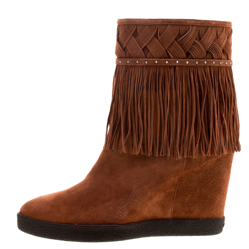 

Le Silla Brown Suede Concealed Fringed Wedge Boots Size