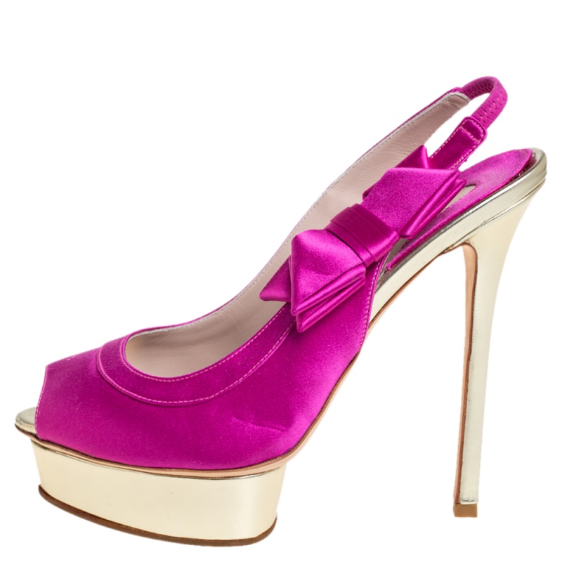 

Le Silla Pink Satin Bow Slingback Sandals Size