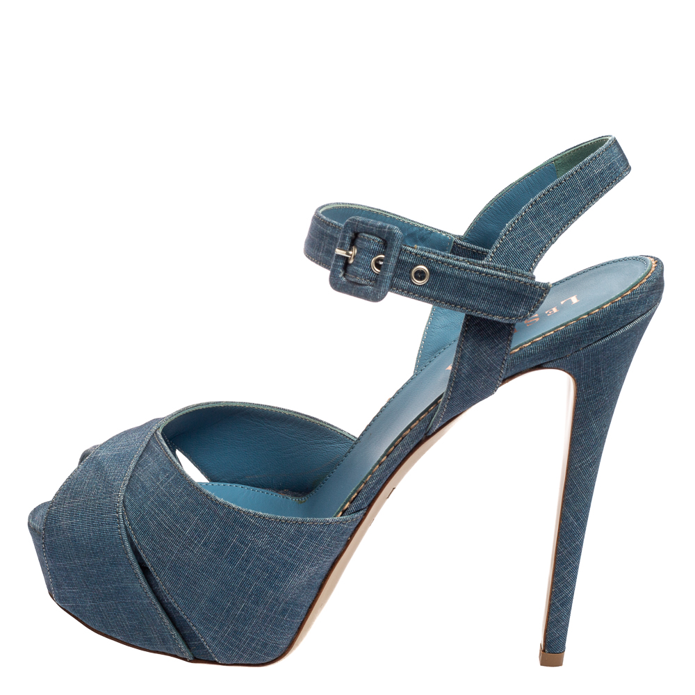 

Le Silla Blue Denim Platform Ankle Strap Sandals Size