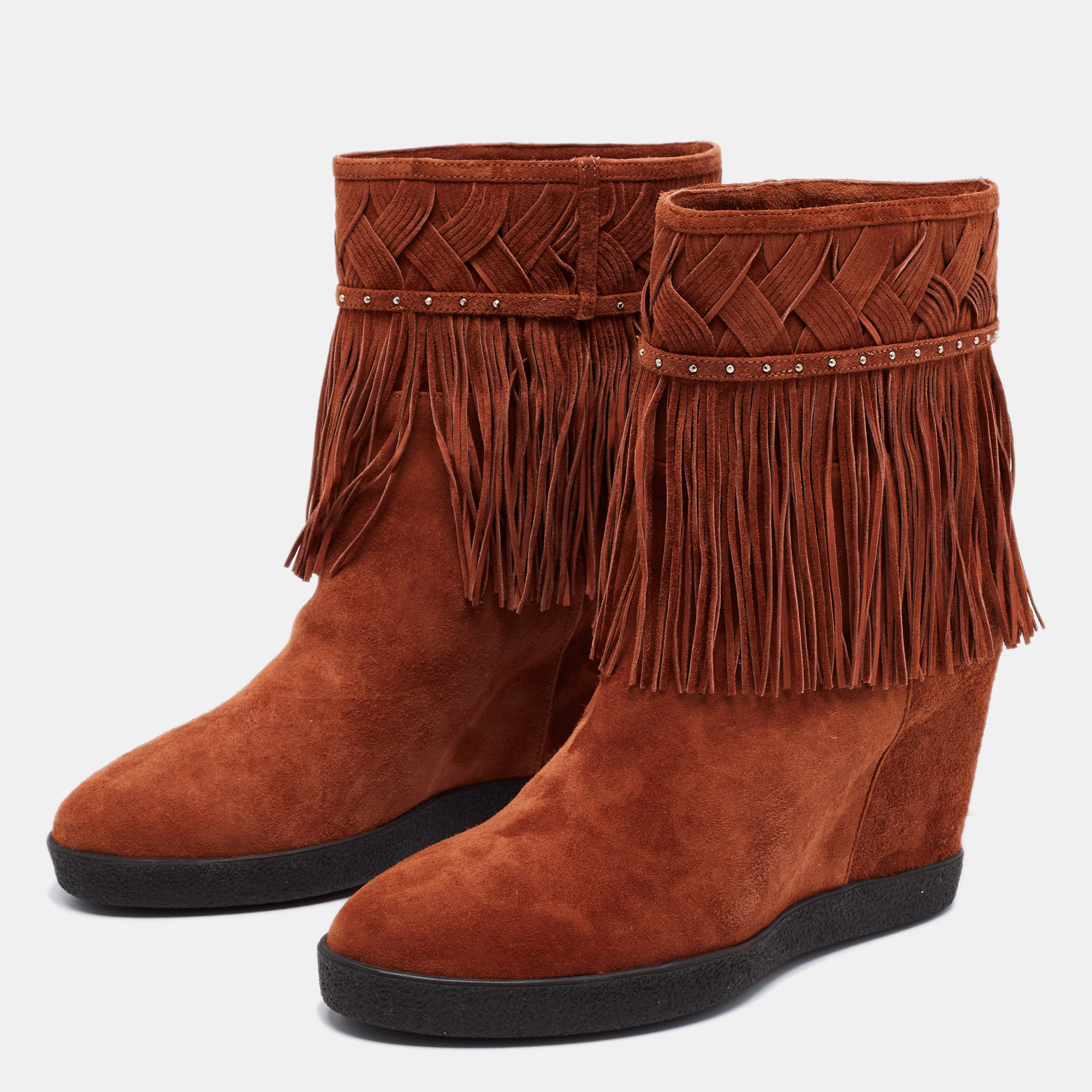 

Le Silla Brown Suede Fringe Ankle Boots Size