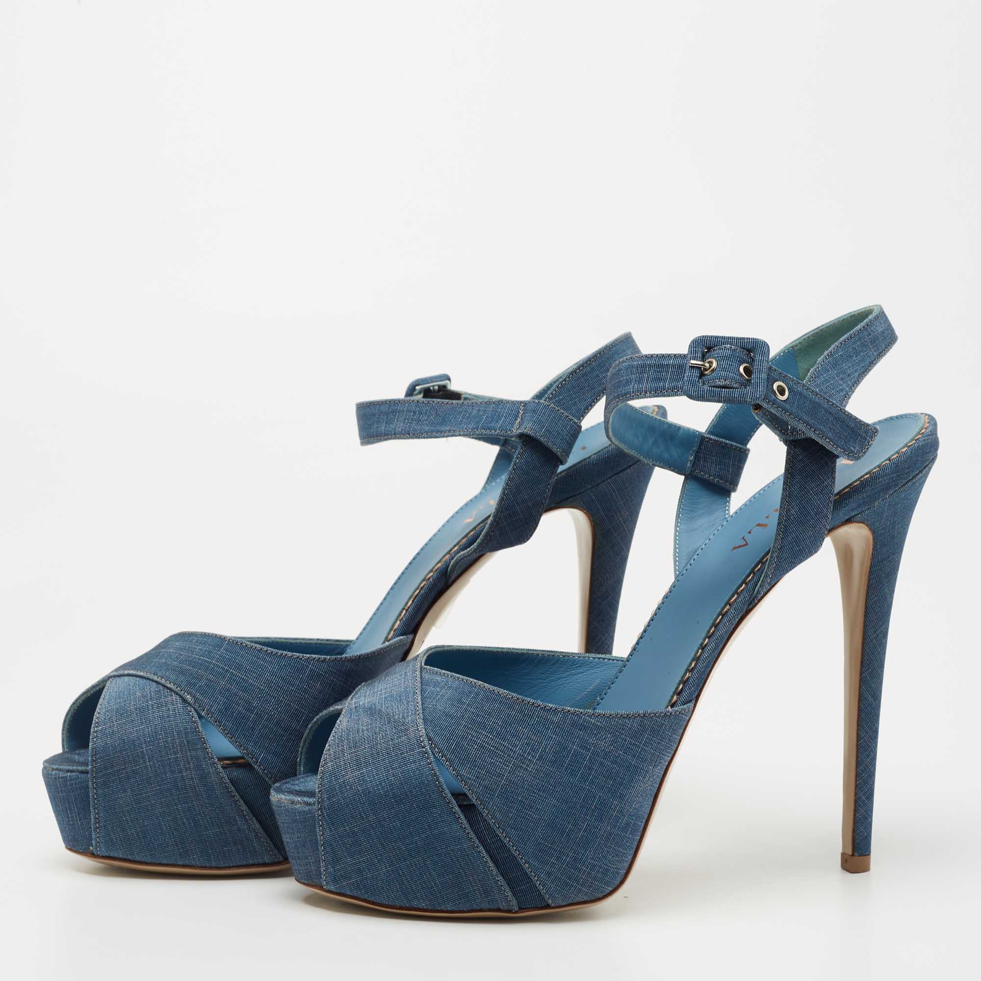 

Le Silla Blue Denim Platform Ankle Strap Sandals Size