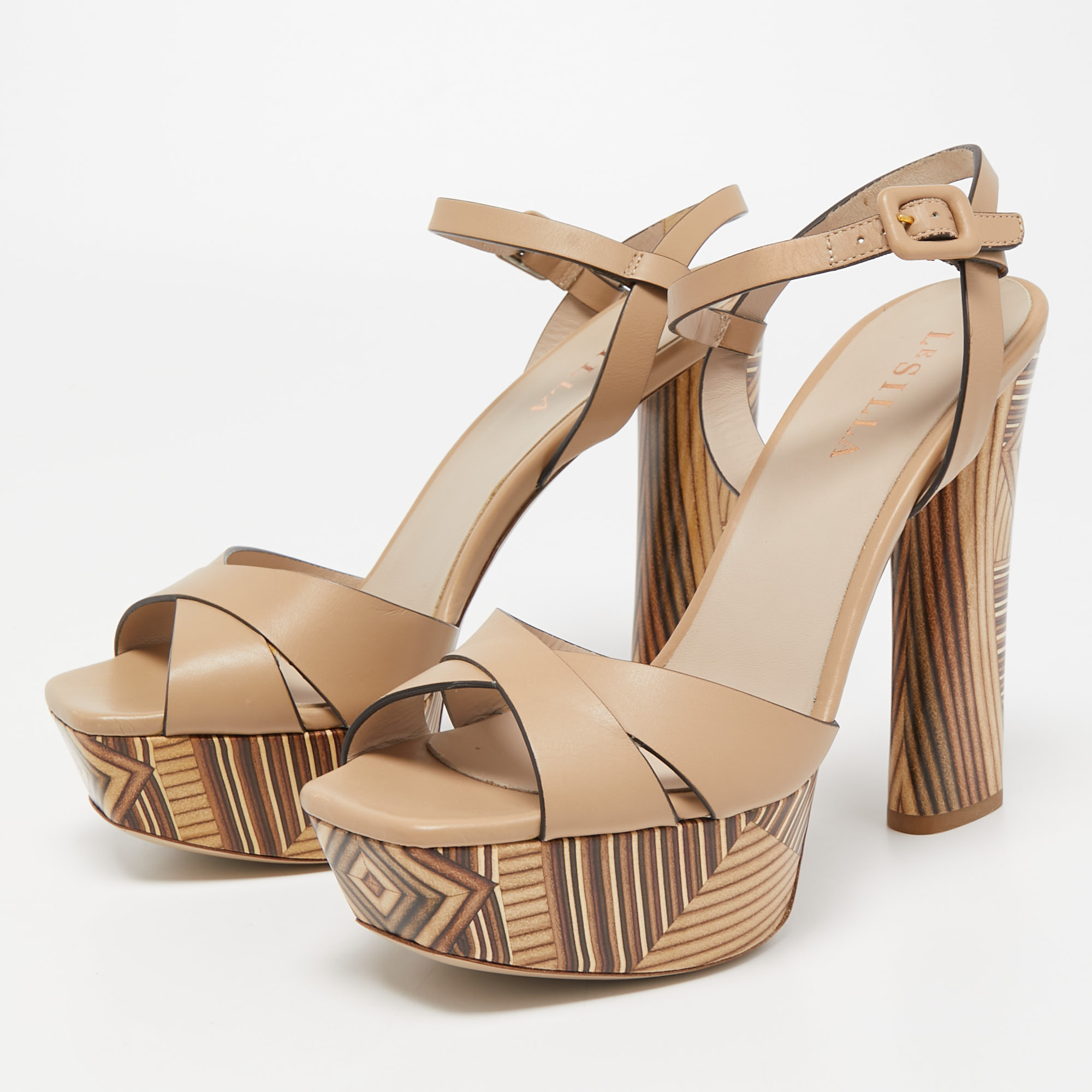 

Le Silla Beige Leather Platform Ankle Strap Sandals Size