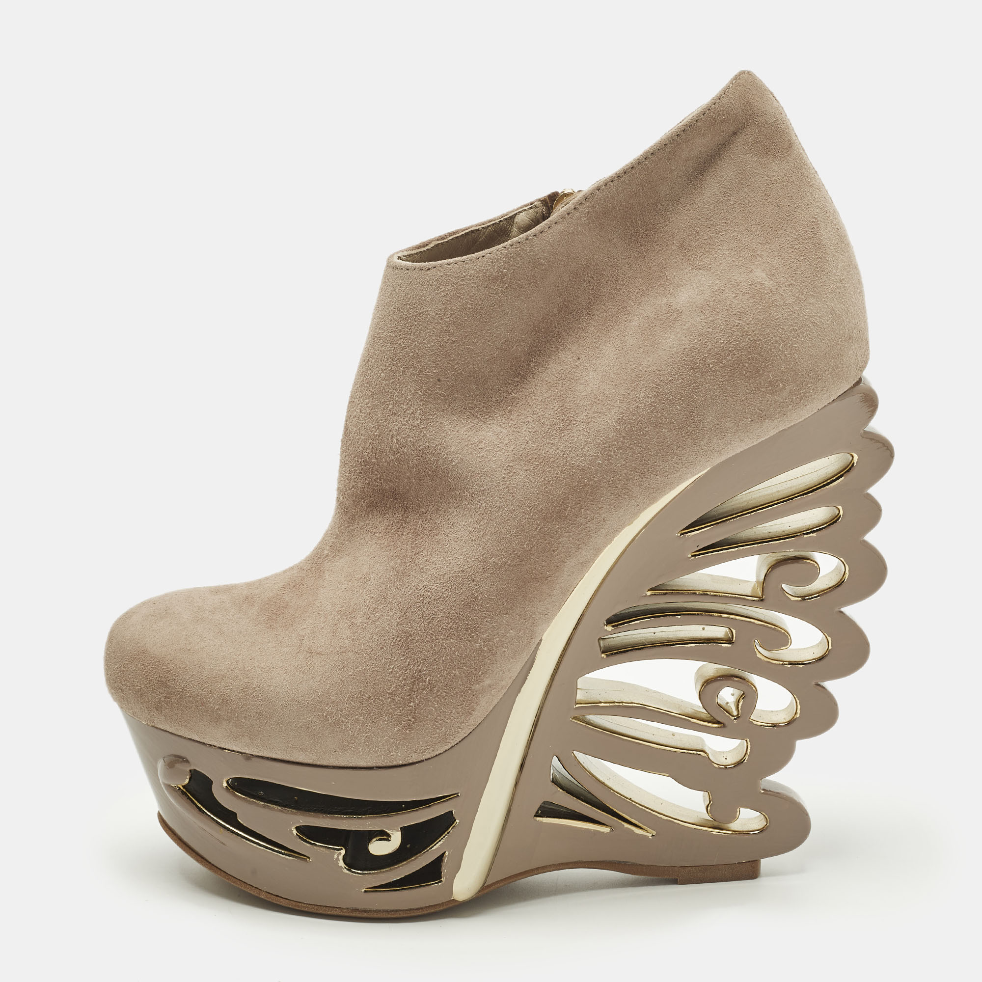

Le Silla Size . Beige Suede Butterfly Wedge Ankle Boots