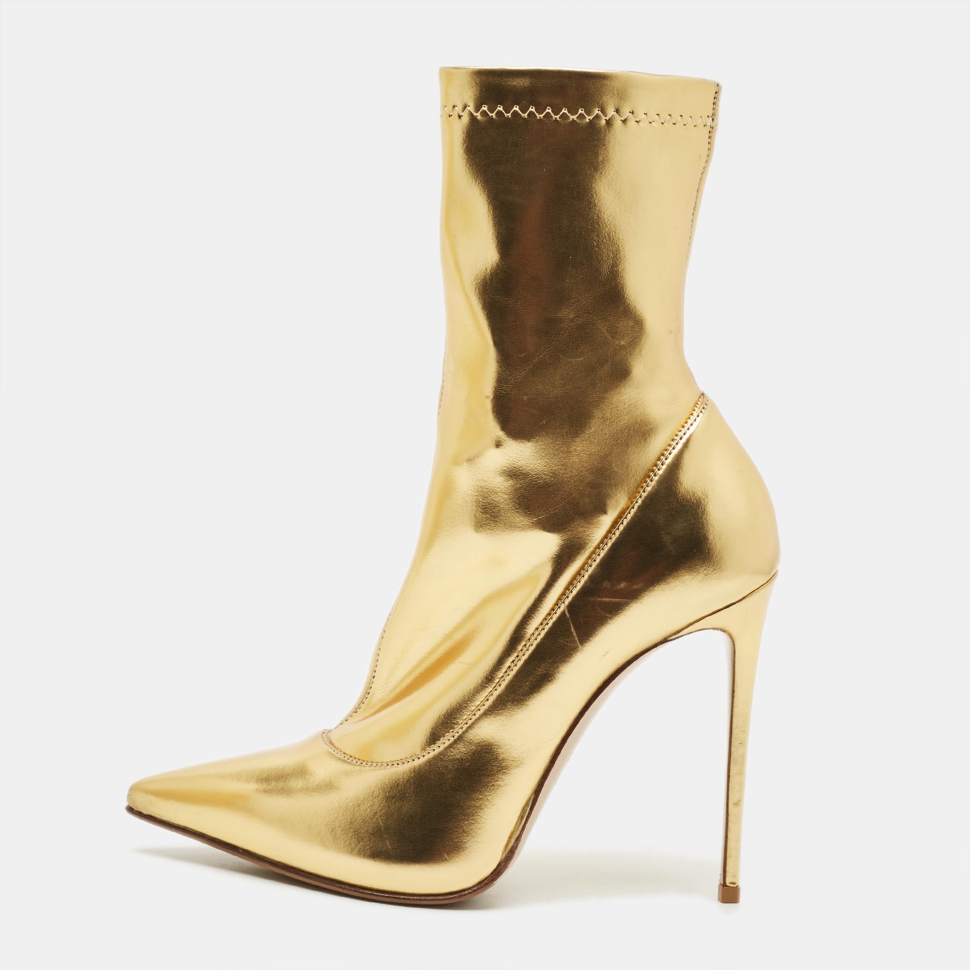 Click to view more detailed imagery on our partner's website Pre-owned Le Silla Eva Size 38 Gold Leather Ankle Length Boots