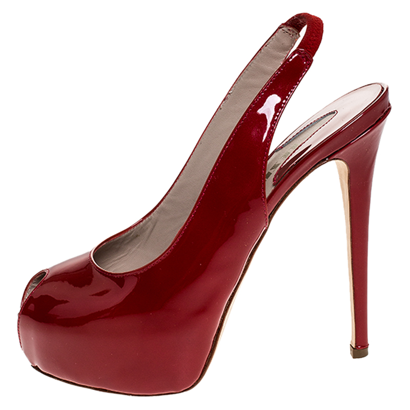 

Le Silla Red Patent Leather Slingback Platform Sandals Size