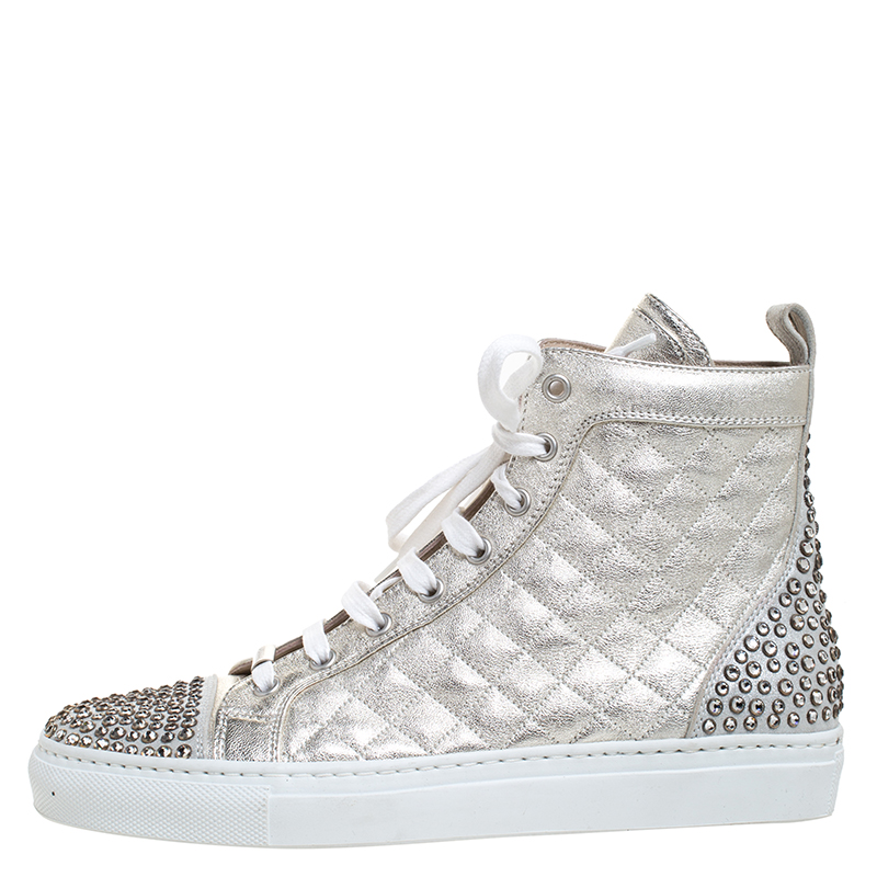 

Le Silla Pearl Metallic White Quilted Leather and Suede Crystal Embellished Lace High Top Sneakers Size