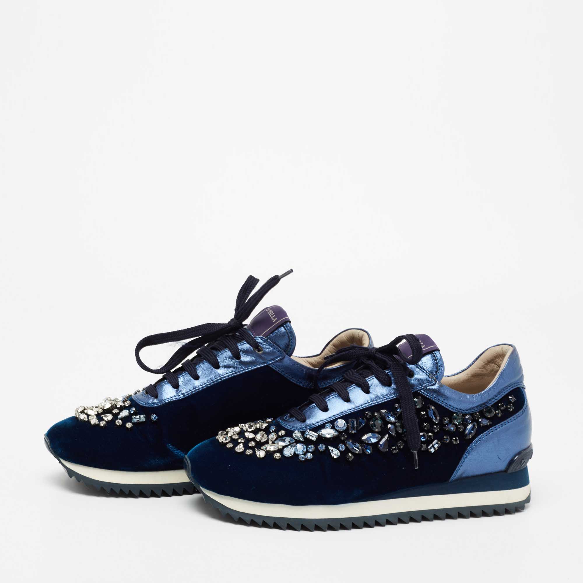 

Le Silla Navy Blue Velvet and Leather Crystal Embellished Low Top Sneakers Size, Silver