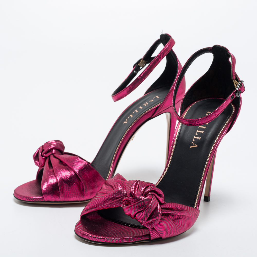 

Le Silla Metallic Pink Fabric Ankle Strap Sandals Size