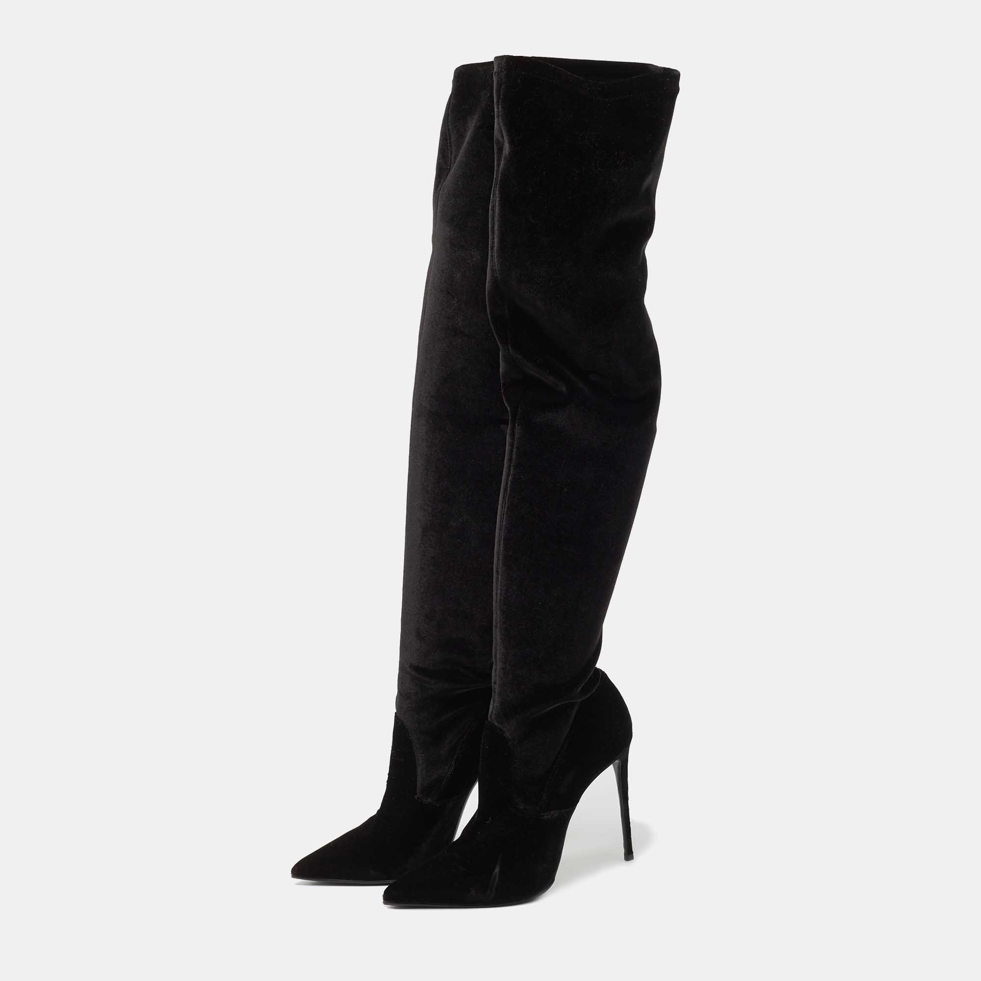 

Le Silla Black Velvet Pointed Toe Knee Length Boots Size