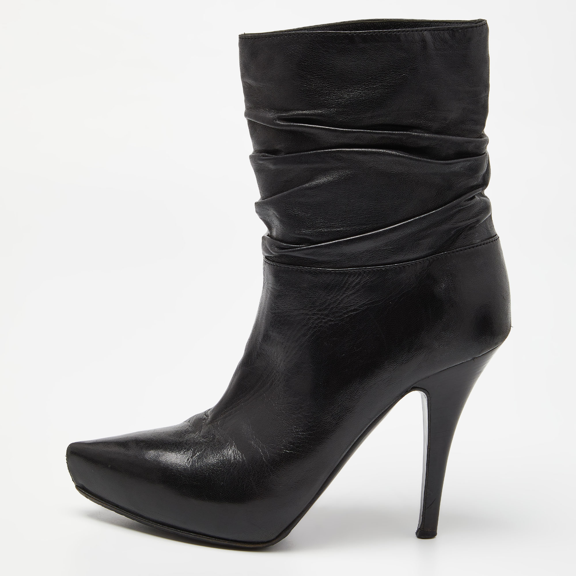 

Le Silla Black Leather Rucched Detail Ankle Length Pointed Toe Boots Size