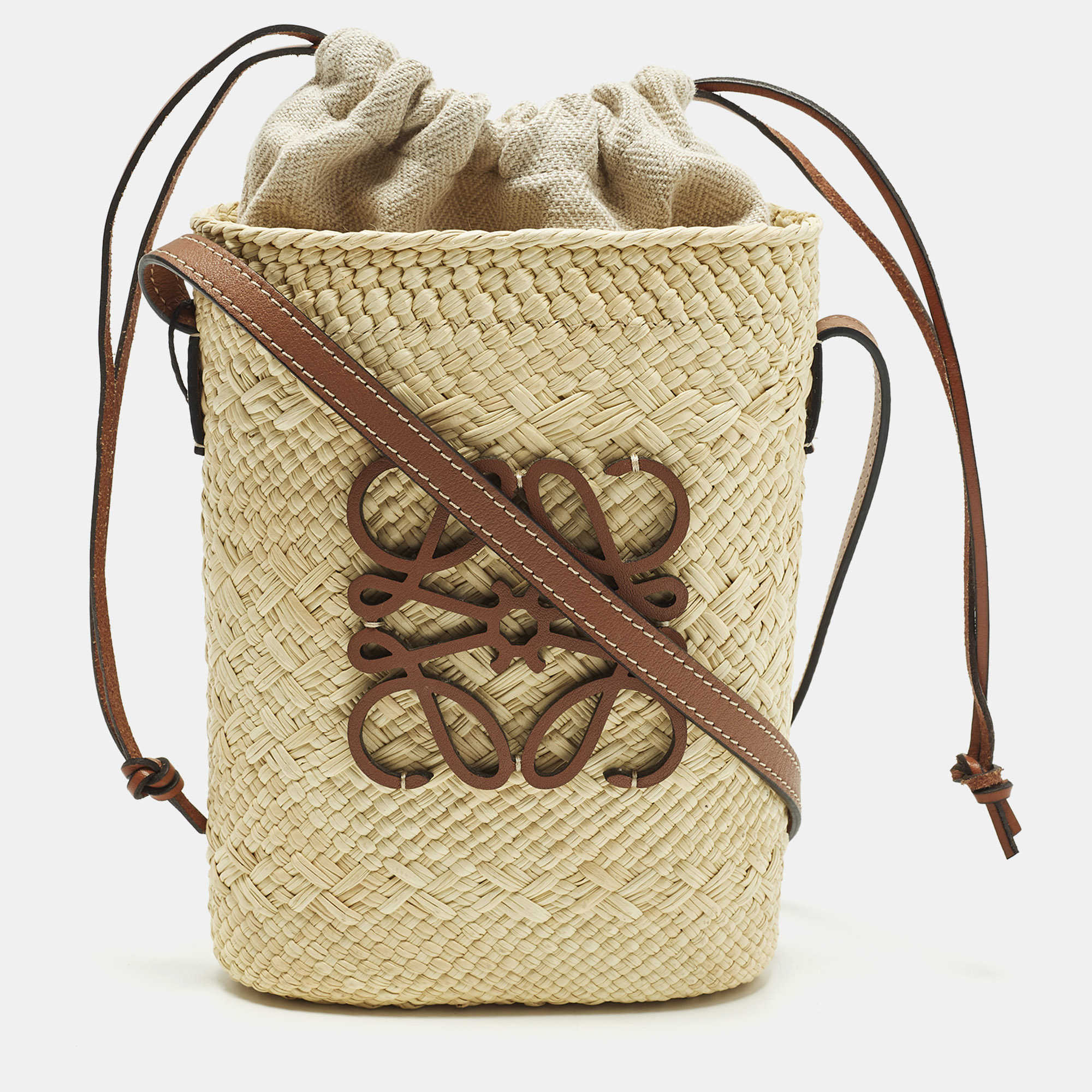 

Loewe Anagram Square Pocket Cream/Brown Raffia Bucket Bag
