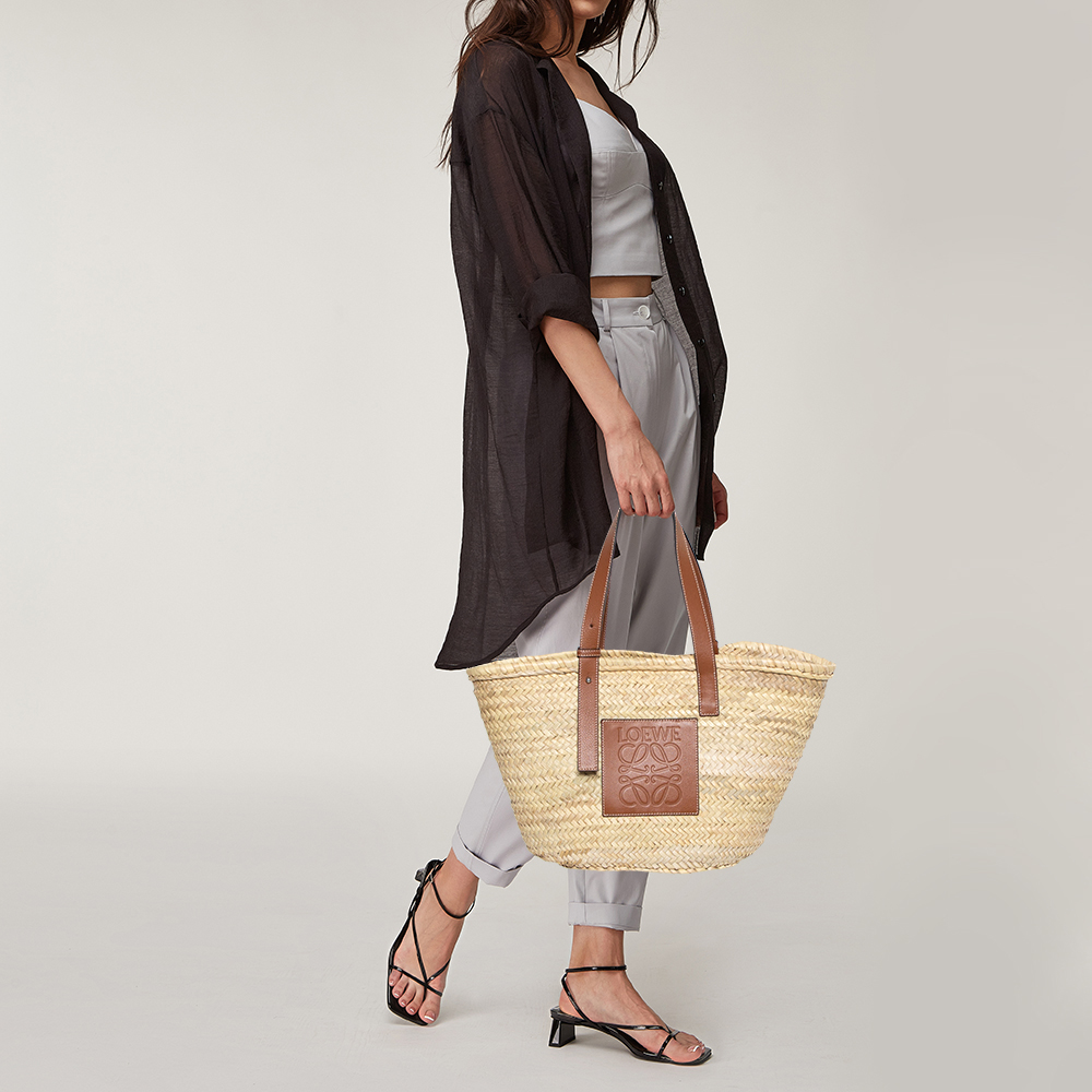 

Loewe Beige Woven Raffia and Leather Basket Bag