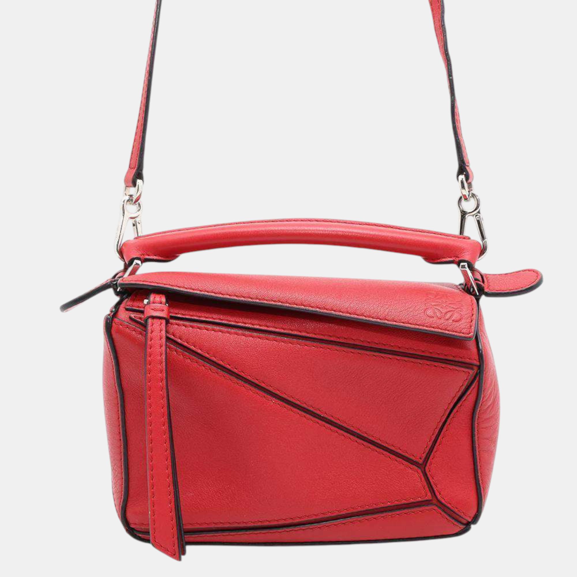 

Loewe Red Leather Puzzle Bag Size Mini