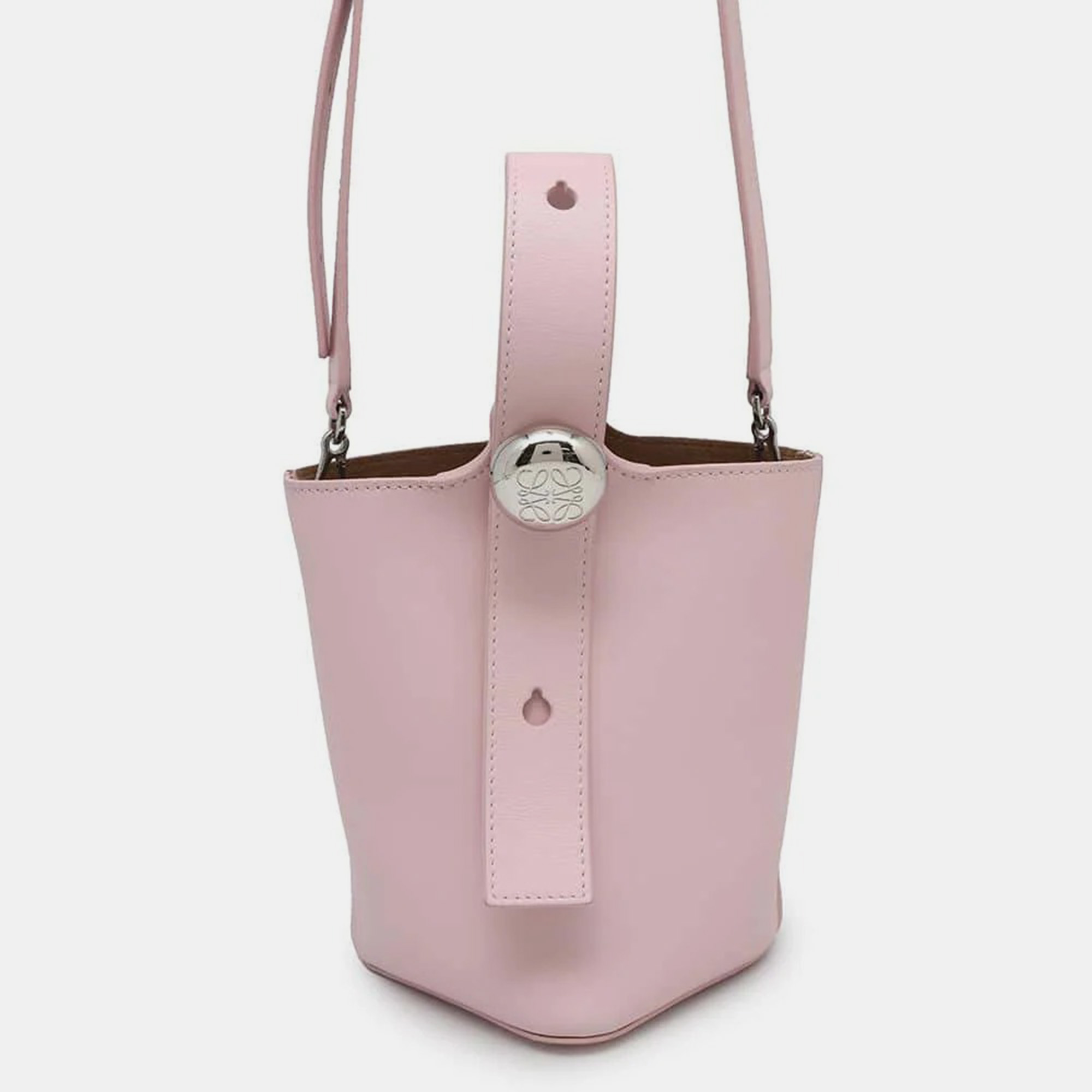 

Loewe Pink Leather Size Mini Pebble Bucket Bag