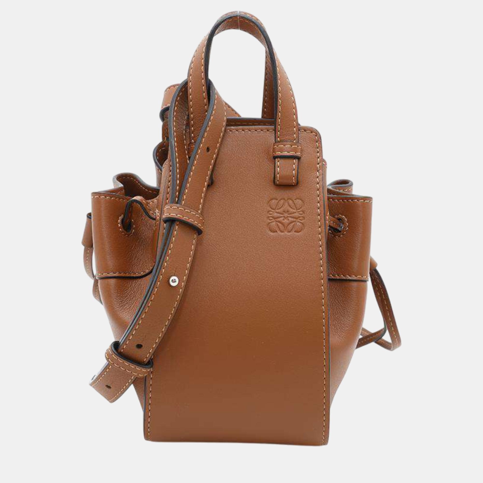 

Loewe Hammock Tan Leather Size Mini, Brown