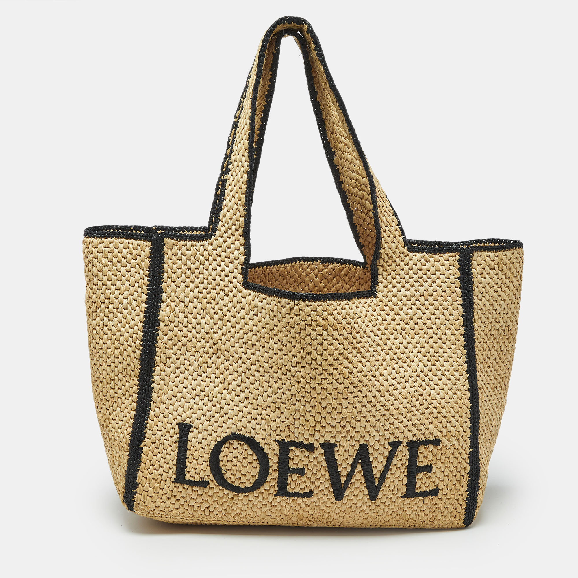 

Loewe Beige/Black Woven Raffia Large Font Tote