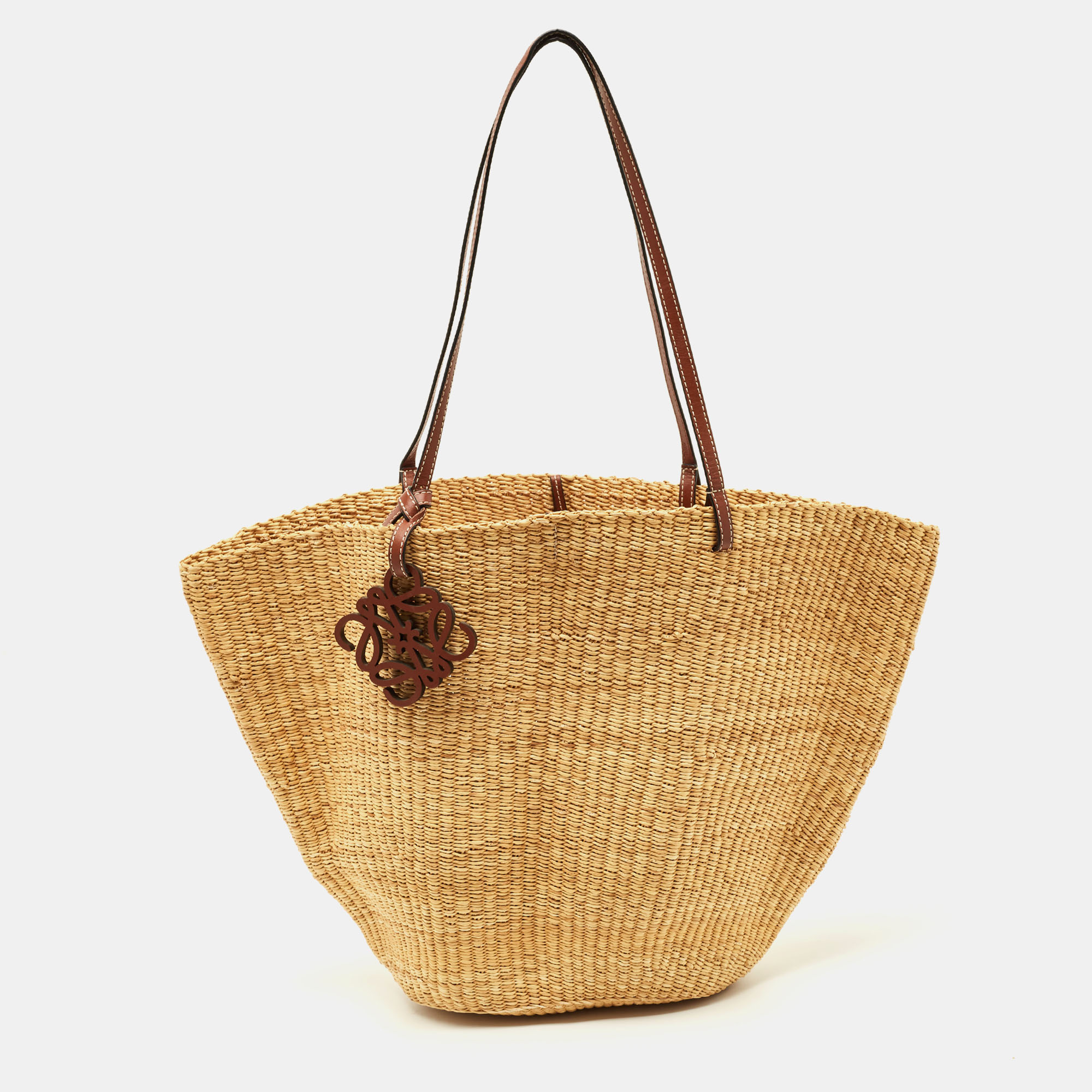 

Loewe Natural/Tan Woven Raffia Shell Basket Bag