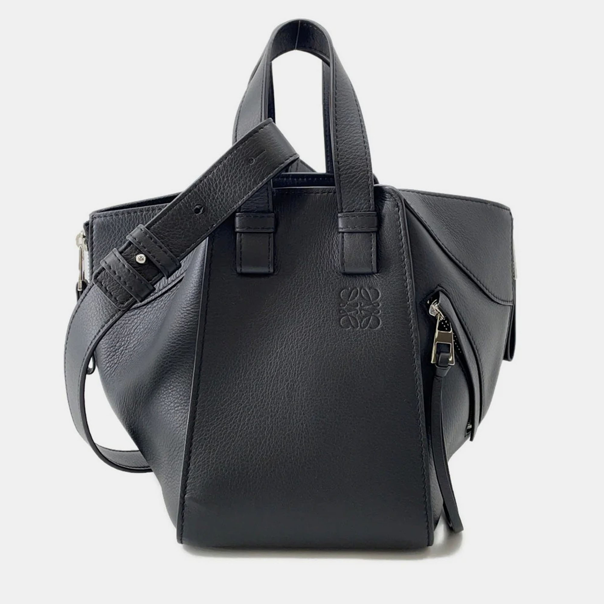 

Loewe Hammock Black Leather Size Compact