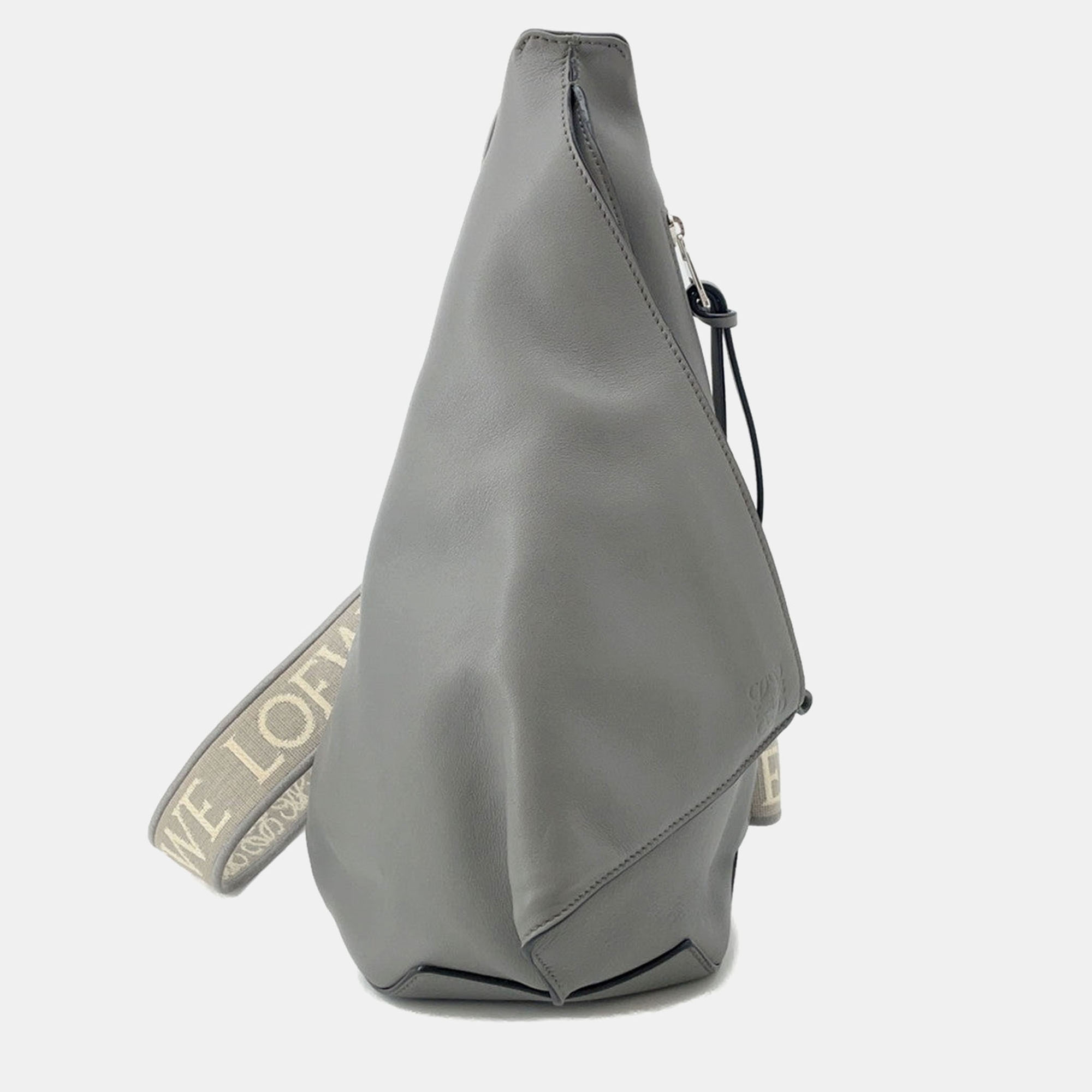 Click to view more detailed imagery on our partner's website Pre-owned Loewe Anton Sling Bag Gray Leather