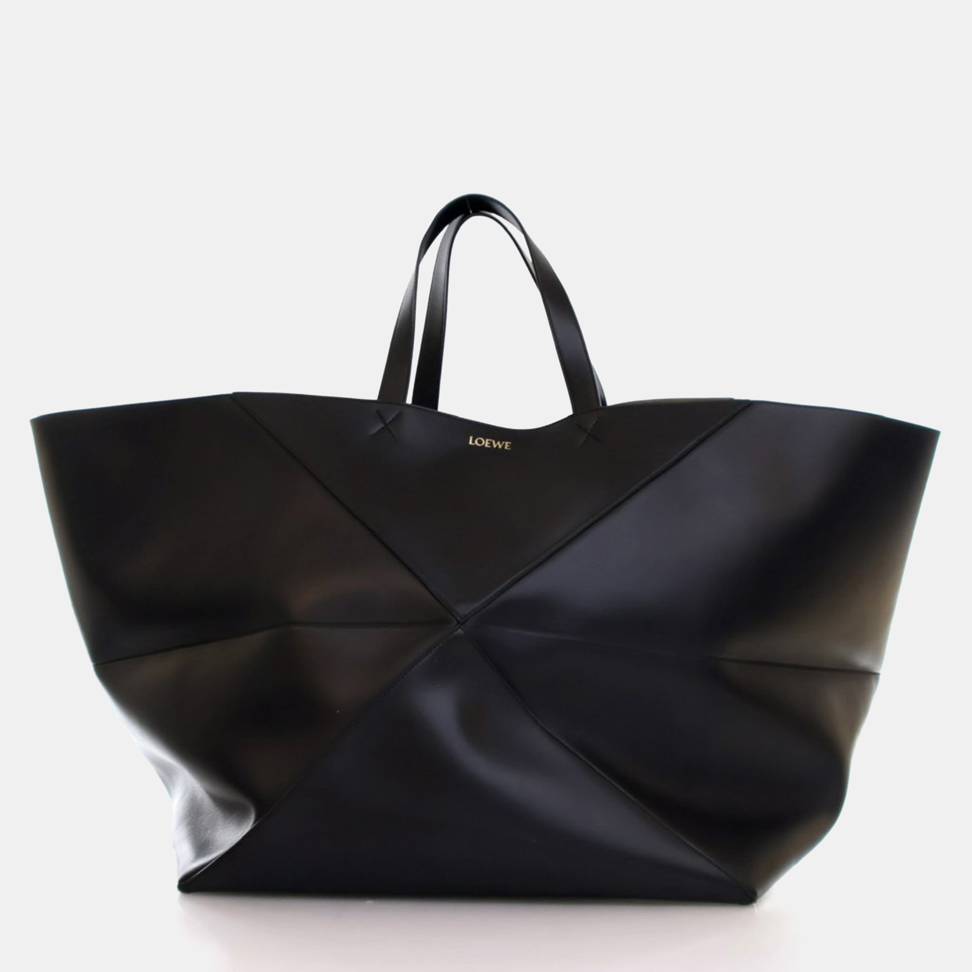 

Loewe  Black Calfskin Puzzle Fold Tote