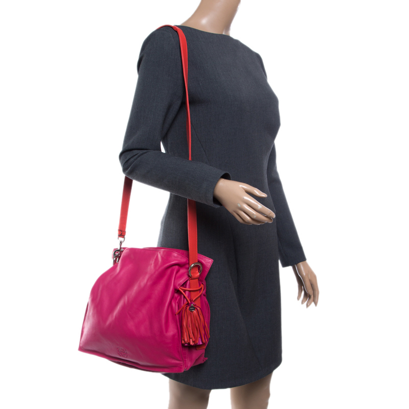 

Loewe Pink/Coral Leather Flamenco Shoulder Bag