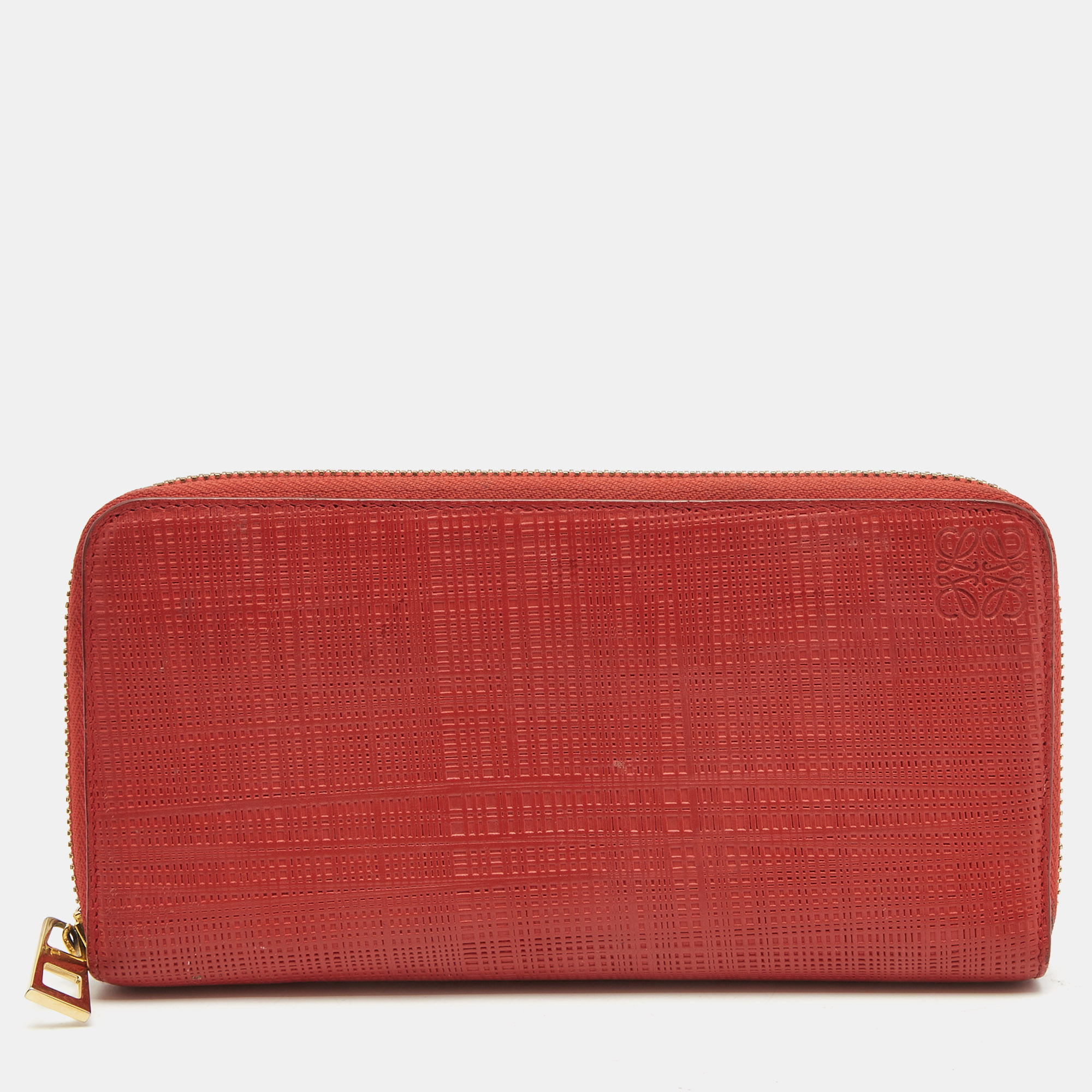 Pre-owned Loewe Red Textured Leather Zip Around Continental Wallet