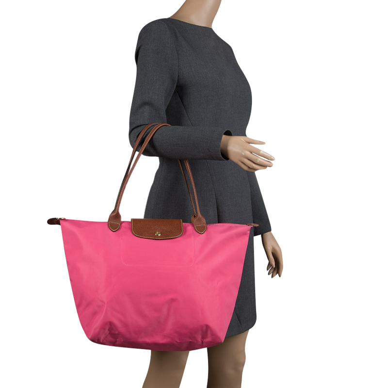 

Longchamp Pink Nylon Medium Le Pliage Tote