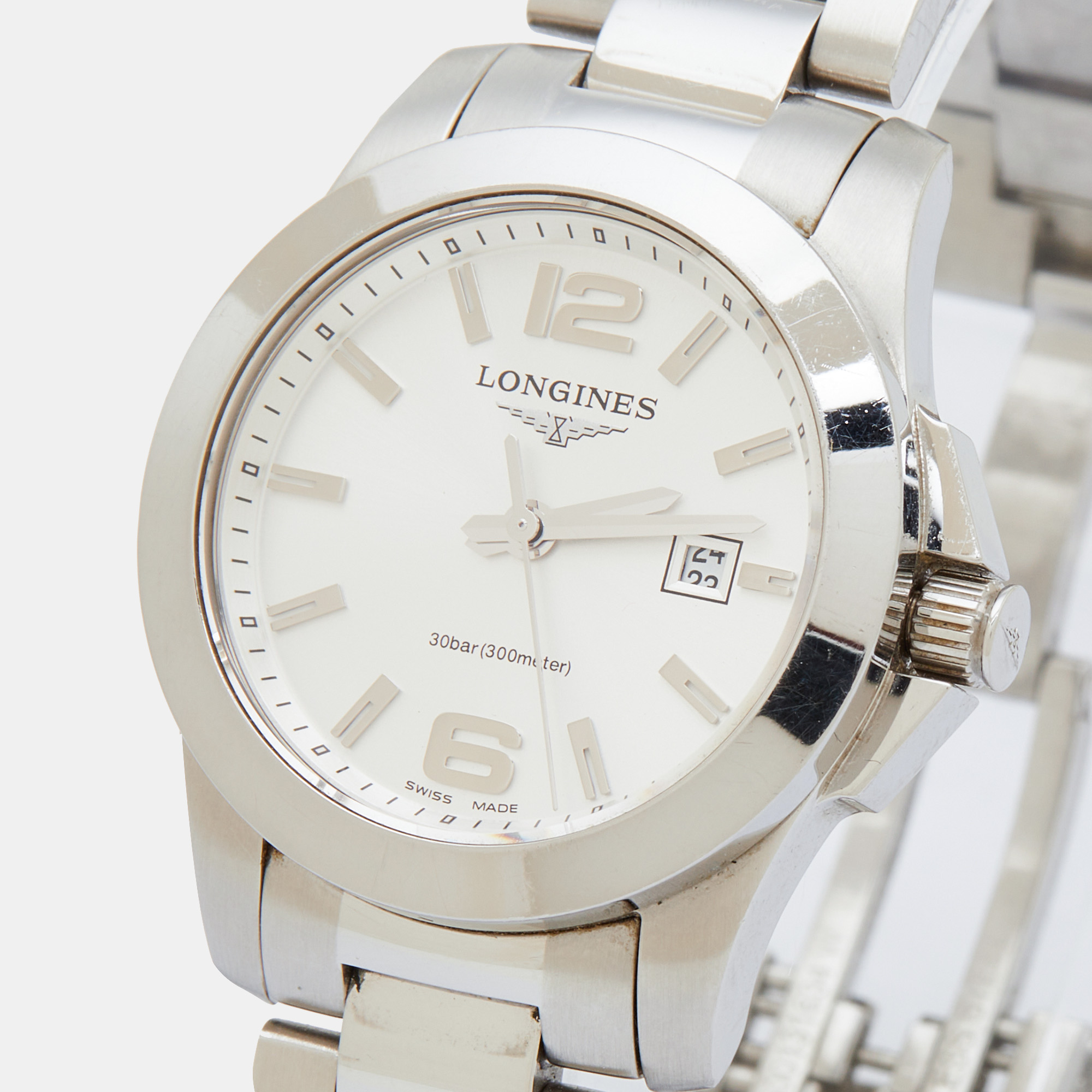 

Longines Silver Stainless Steel Conquest L3.277.4.76.6 Women's Wristwatch