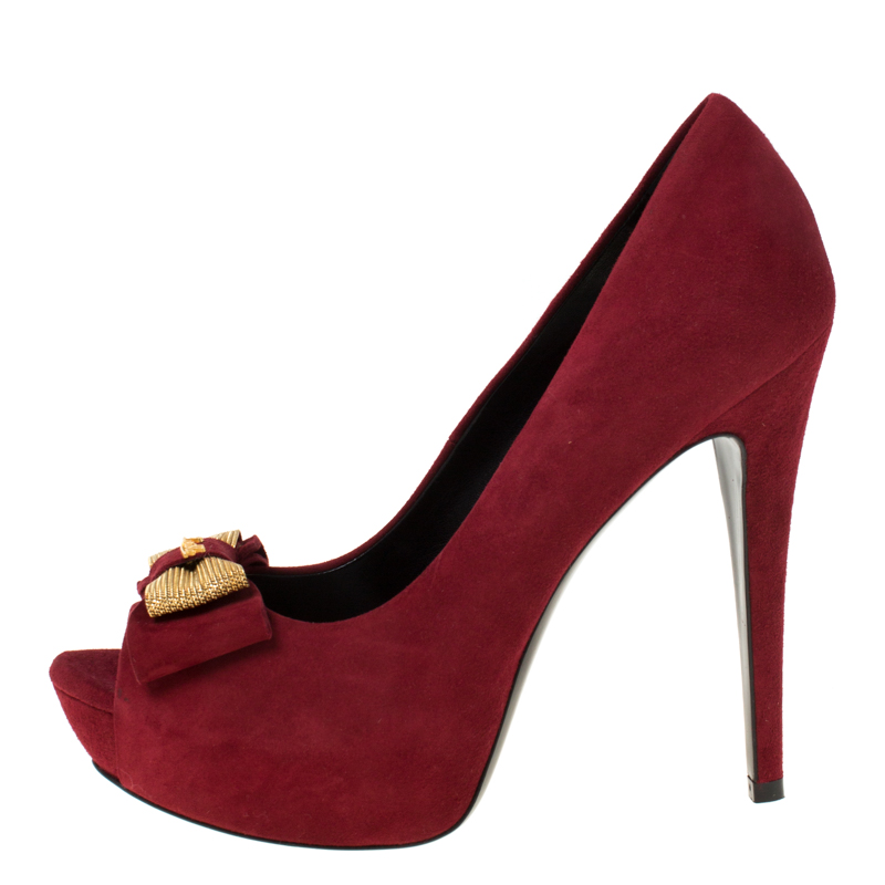 

Loriblu Red/Gold Suede Bow Peep Toe Platform Pumps Size
