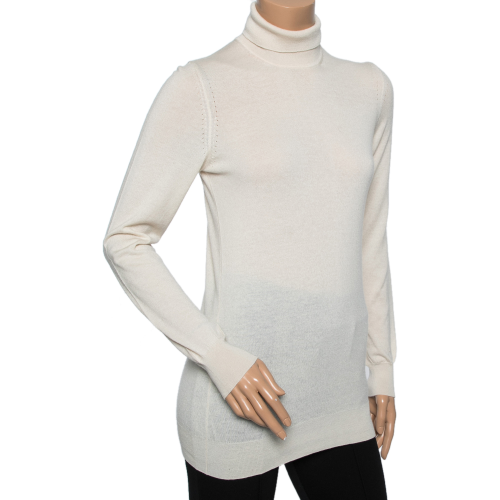 

Loro Piana Cream Cashmere Turtle Neck Sweater