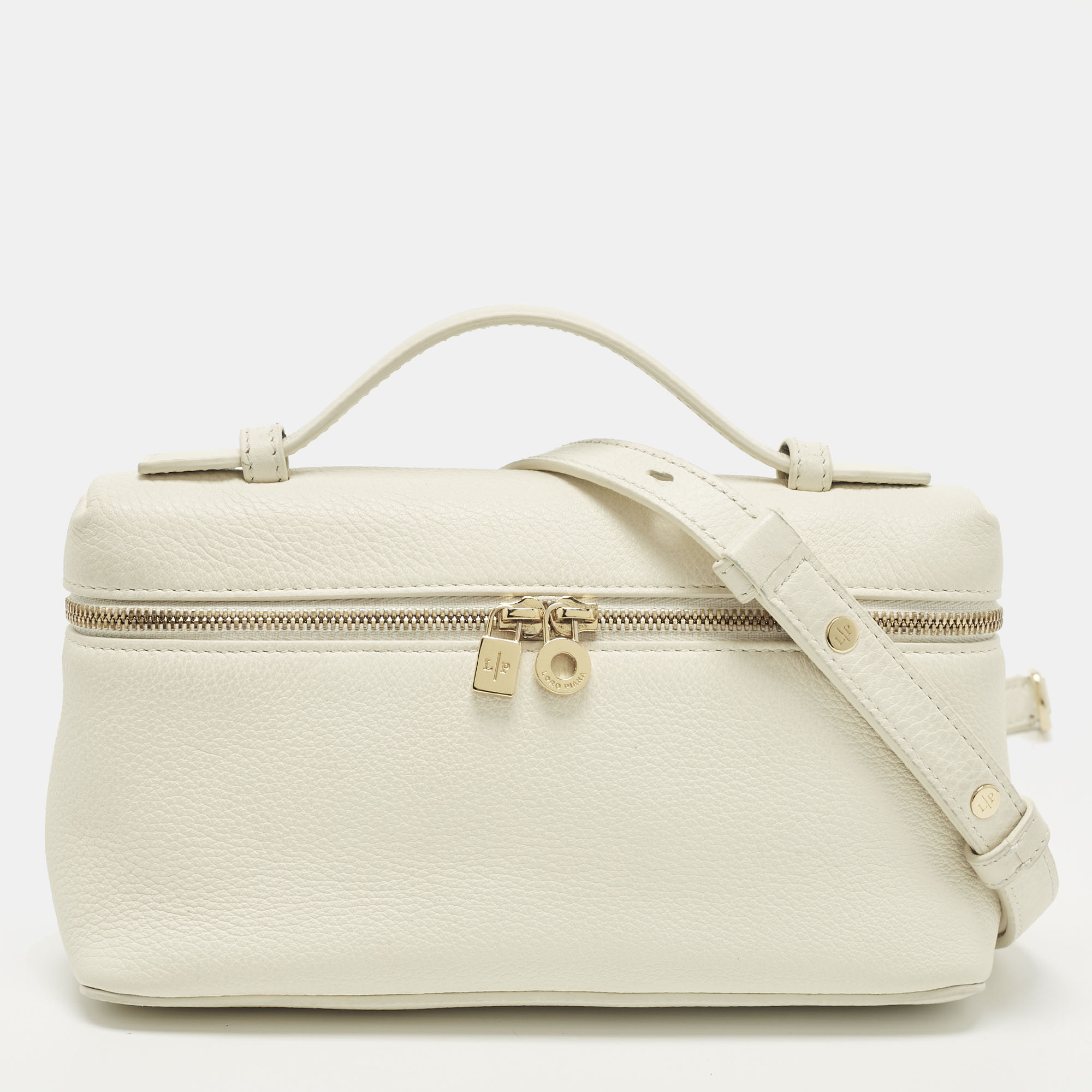 Click to view more detailed imagery on our partner's website Pre-owned Loro Piana Extra Pocket L19 Off White Leather Pouch Bag