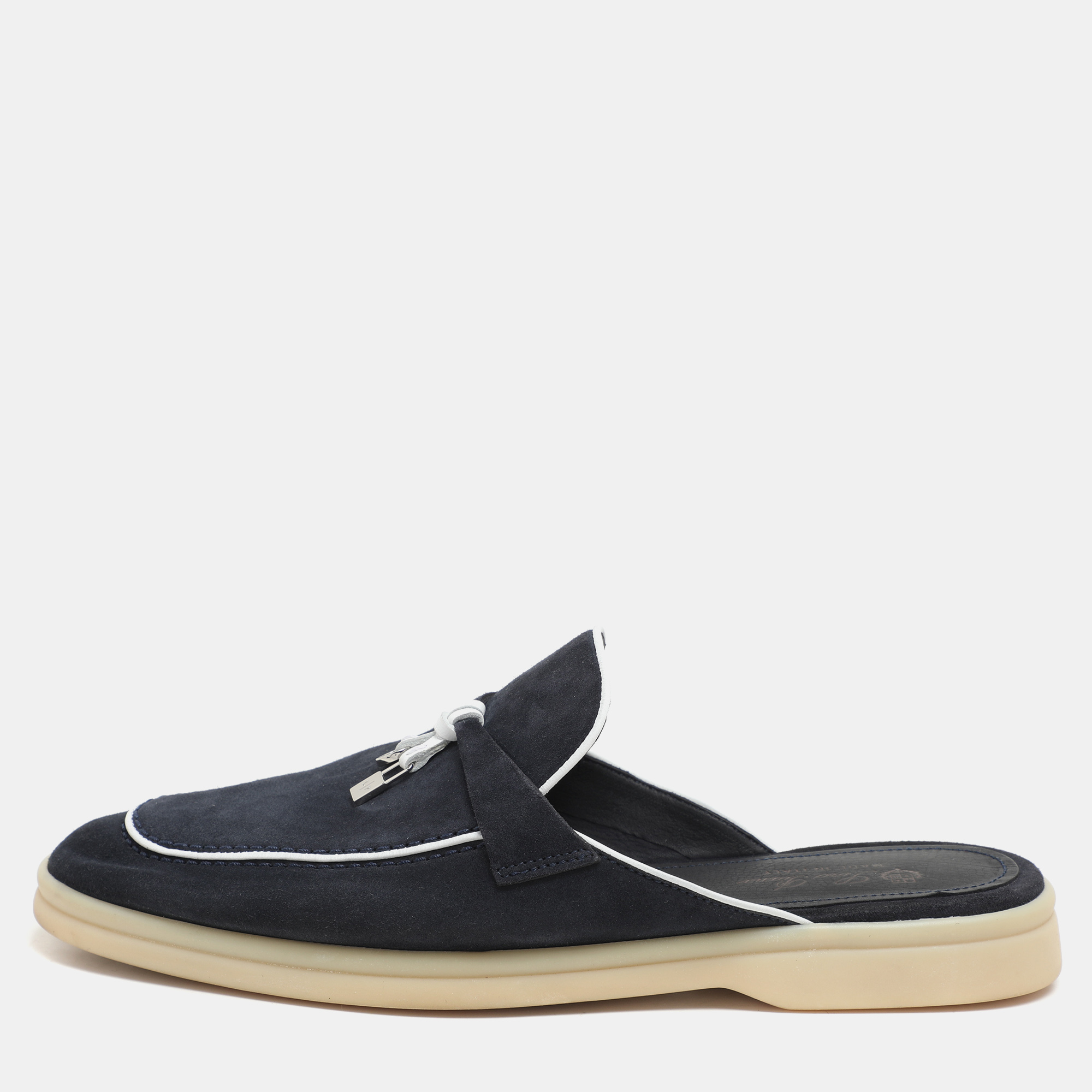

Loro Piana Navy Blue Suede Babouche Charms Walk Mules Size