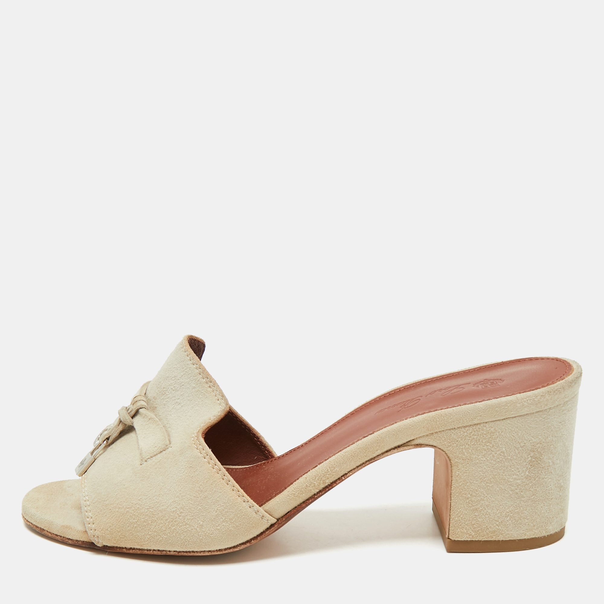 

Loro Piana Beige Suede Summer Charms Walk Slide Sandals Size