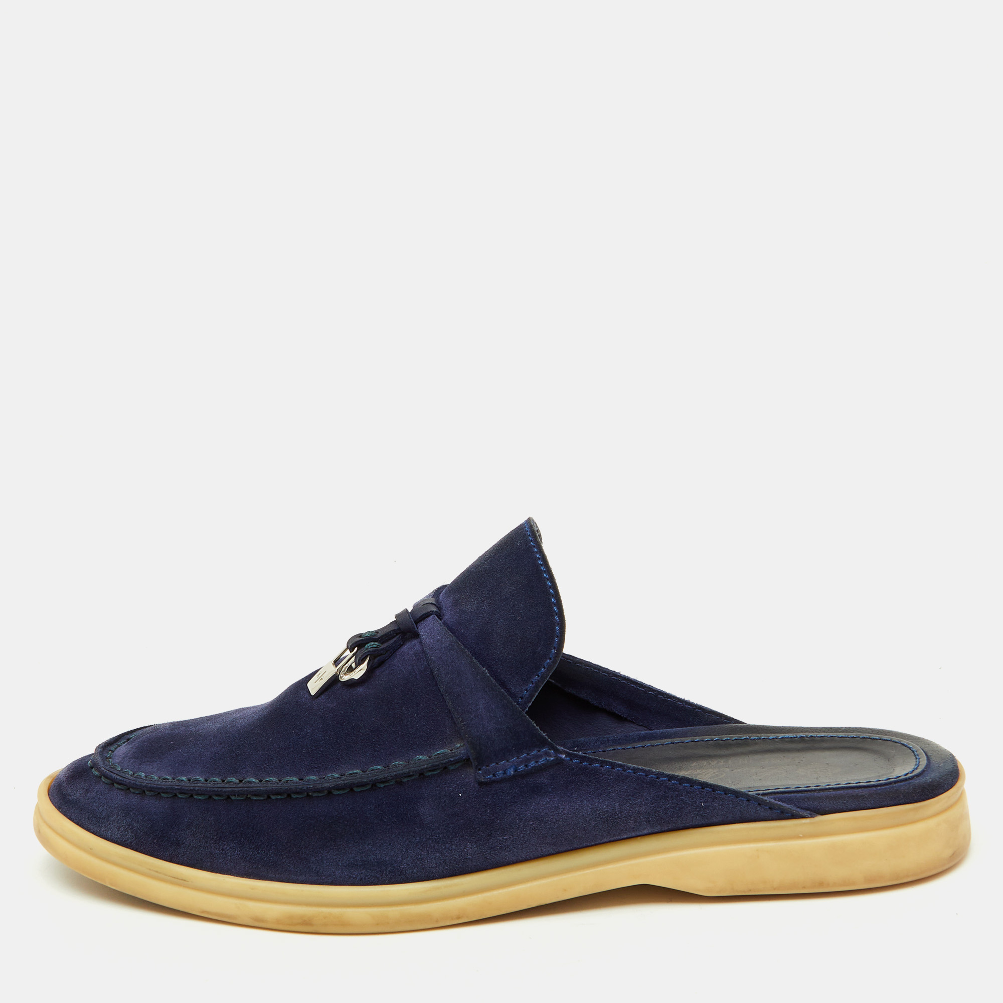 

Loro Piana Navy Blue Suede Babouche Charms Walk Flat Mules Size