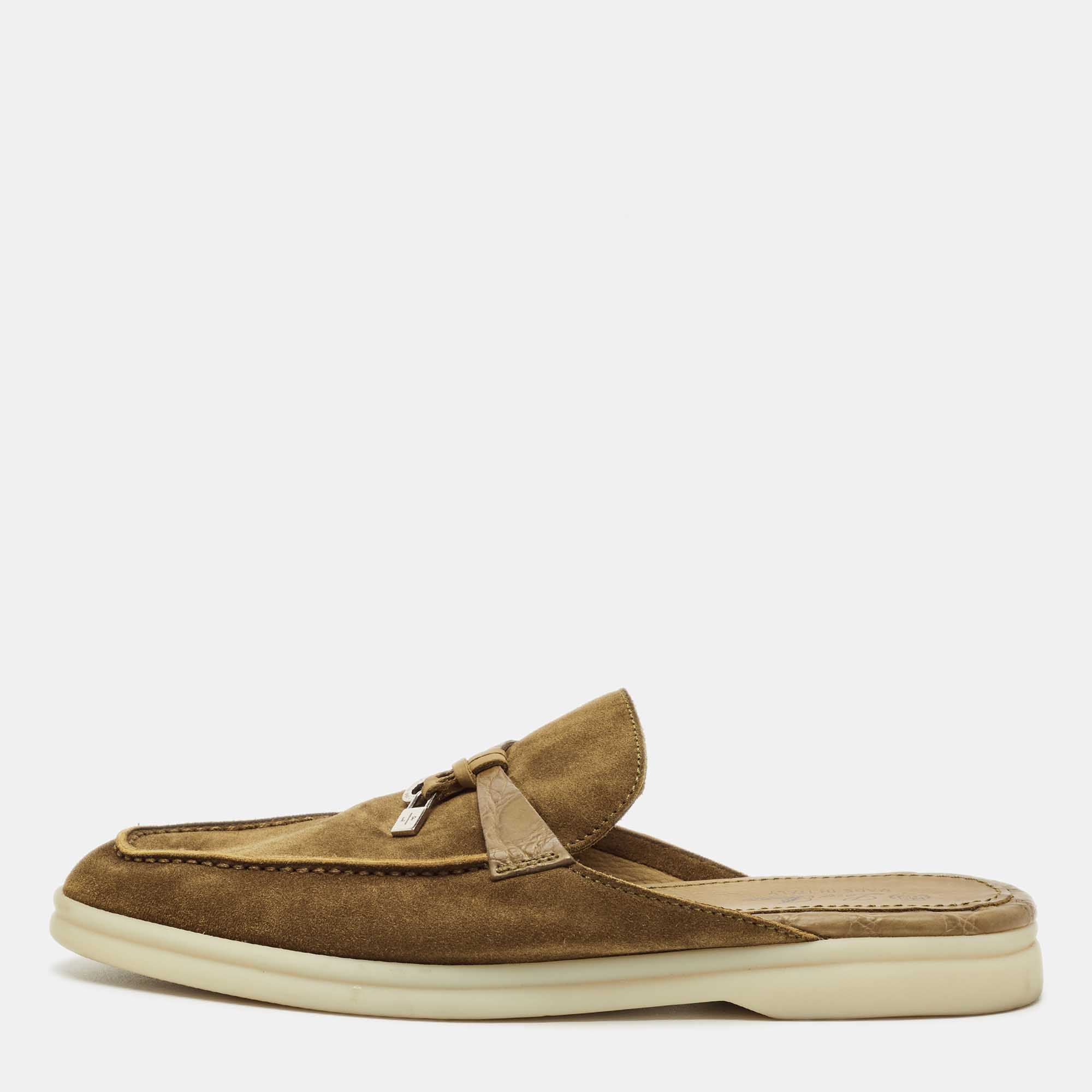 

Loro Piana Green Crocodile Leather and Suede Babouche Charms Walk Mules Size