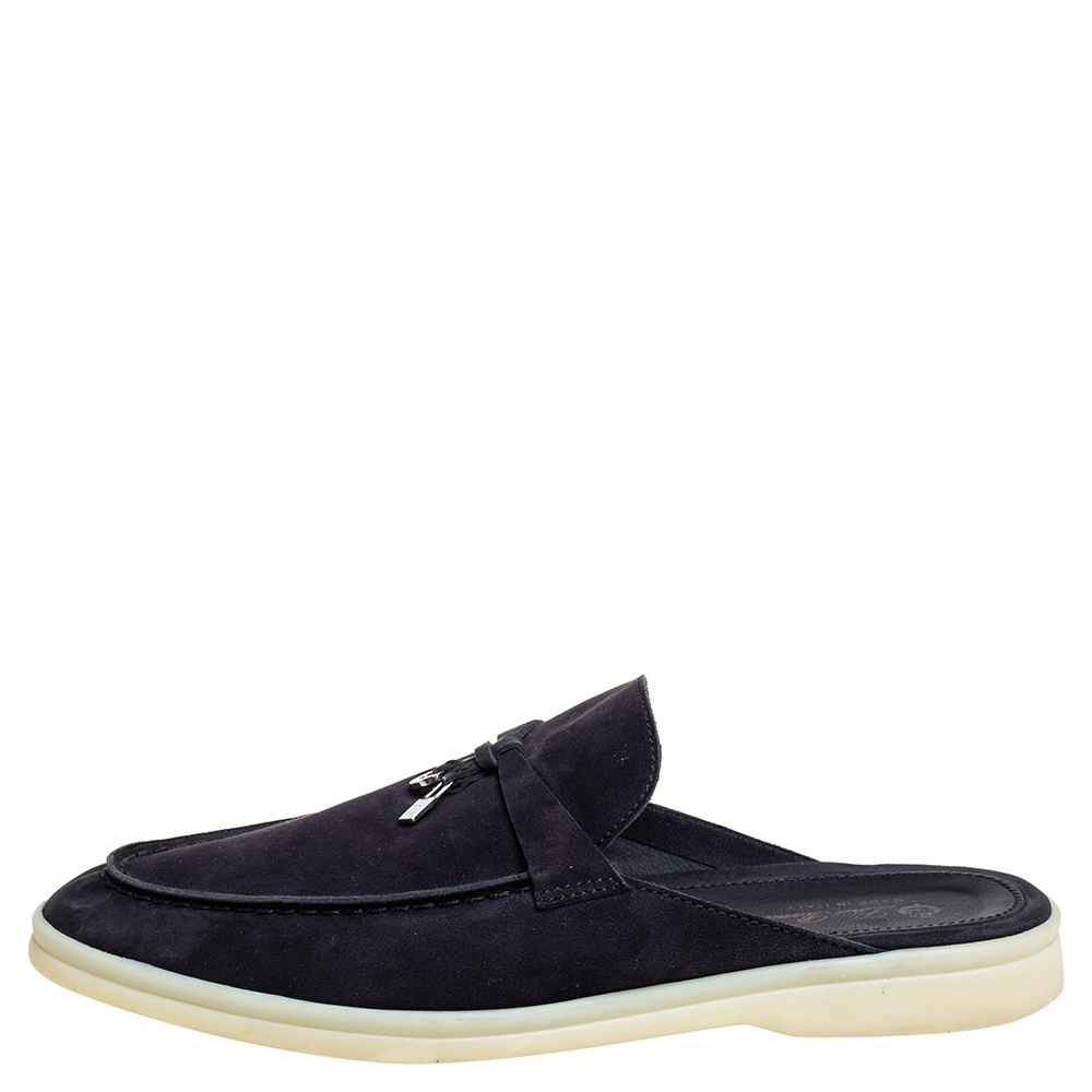 

Loro Piana Navy Blue Suede Babouche Charms Walk Mules Size