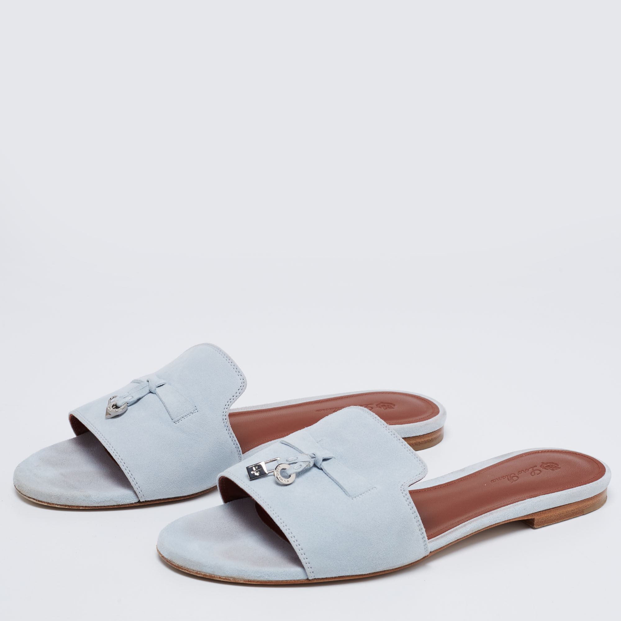 

Loro Piana Blue Suede Summer Charm Flat Slides Size