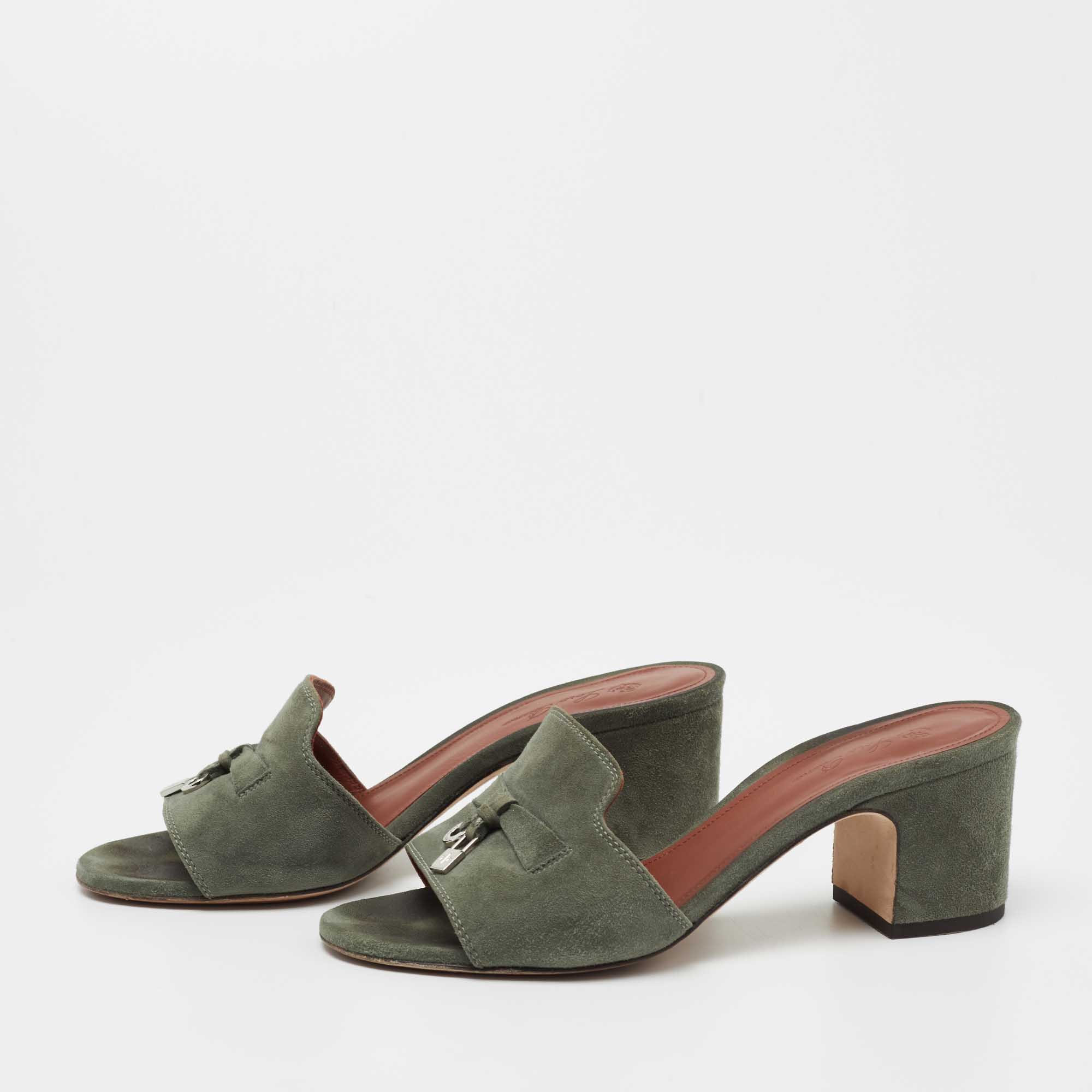 

Loro Piana Green Suede Summer Charms Walk Slides Size