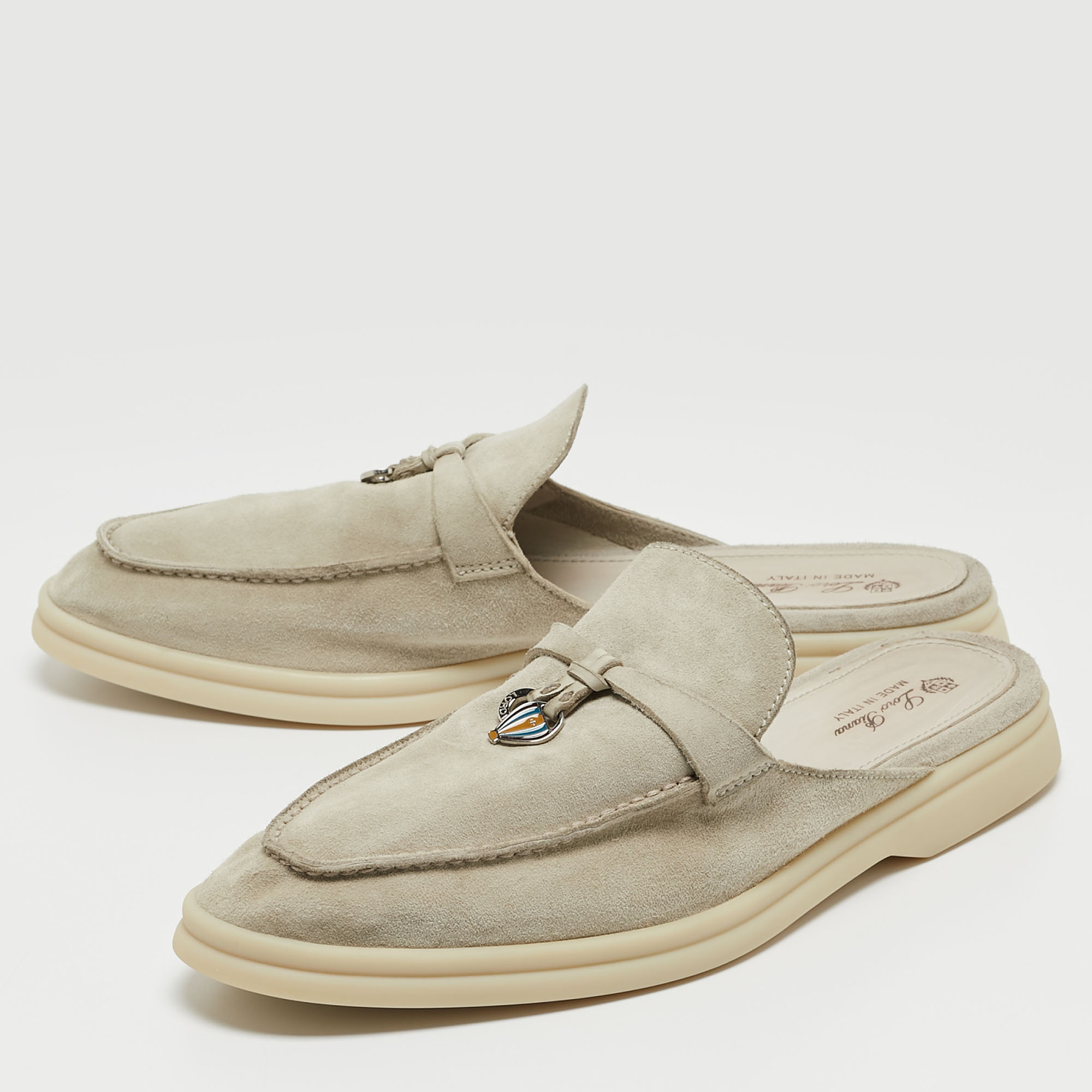 

Loro Piana Grey Suede Babouche Charms Walk Mules Size