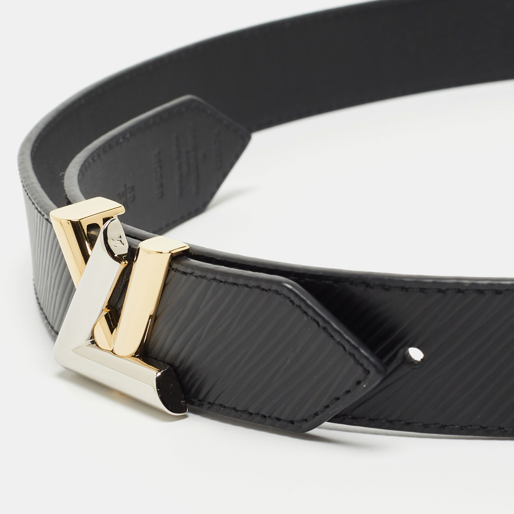 

Louis Vuitton Black Epi Leather LV Twist Belt