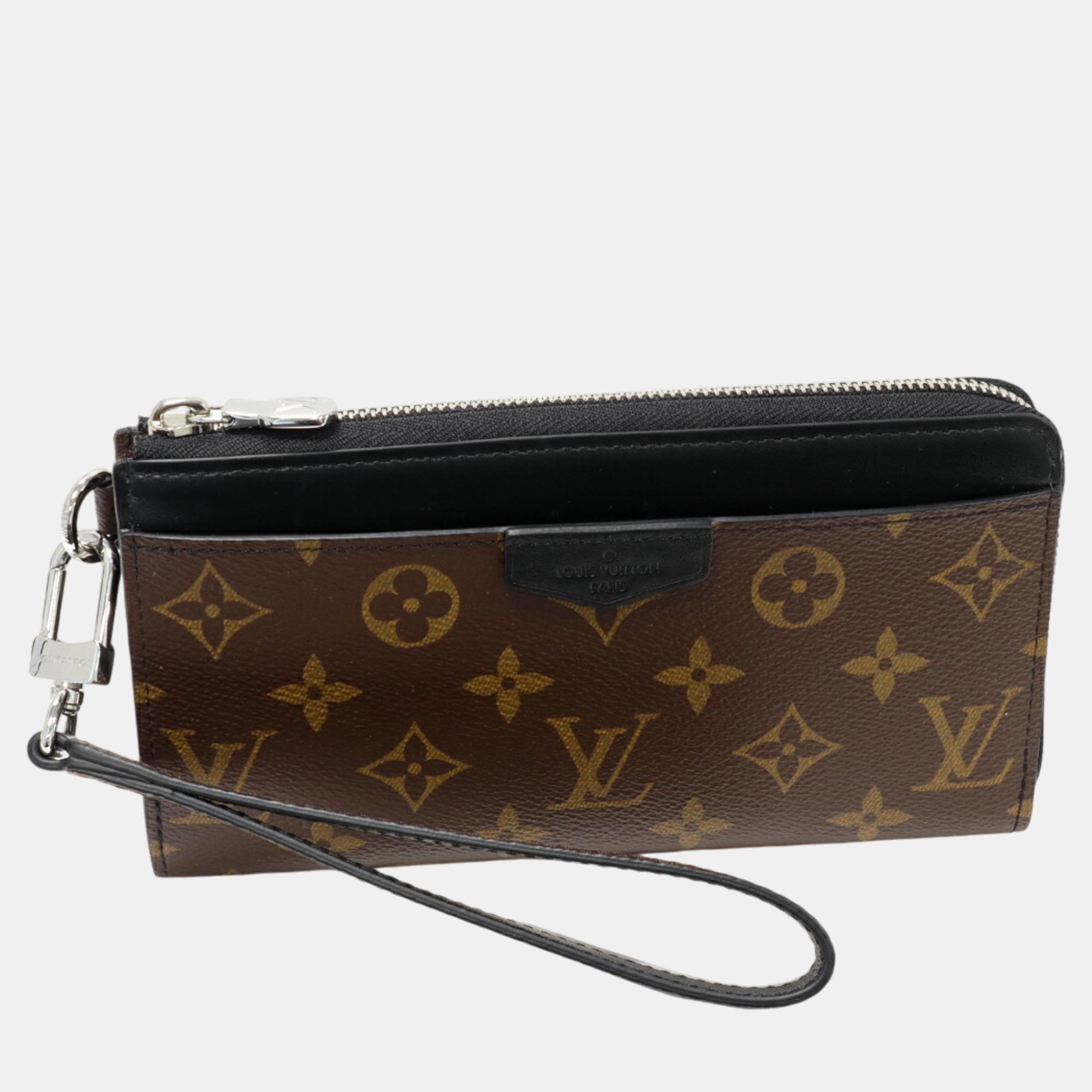 

Louis Vuitton Brown Monogram Canvas Long Wallet