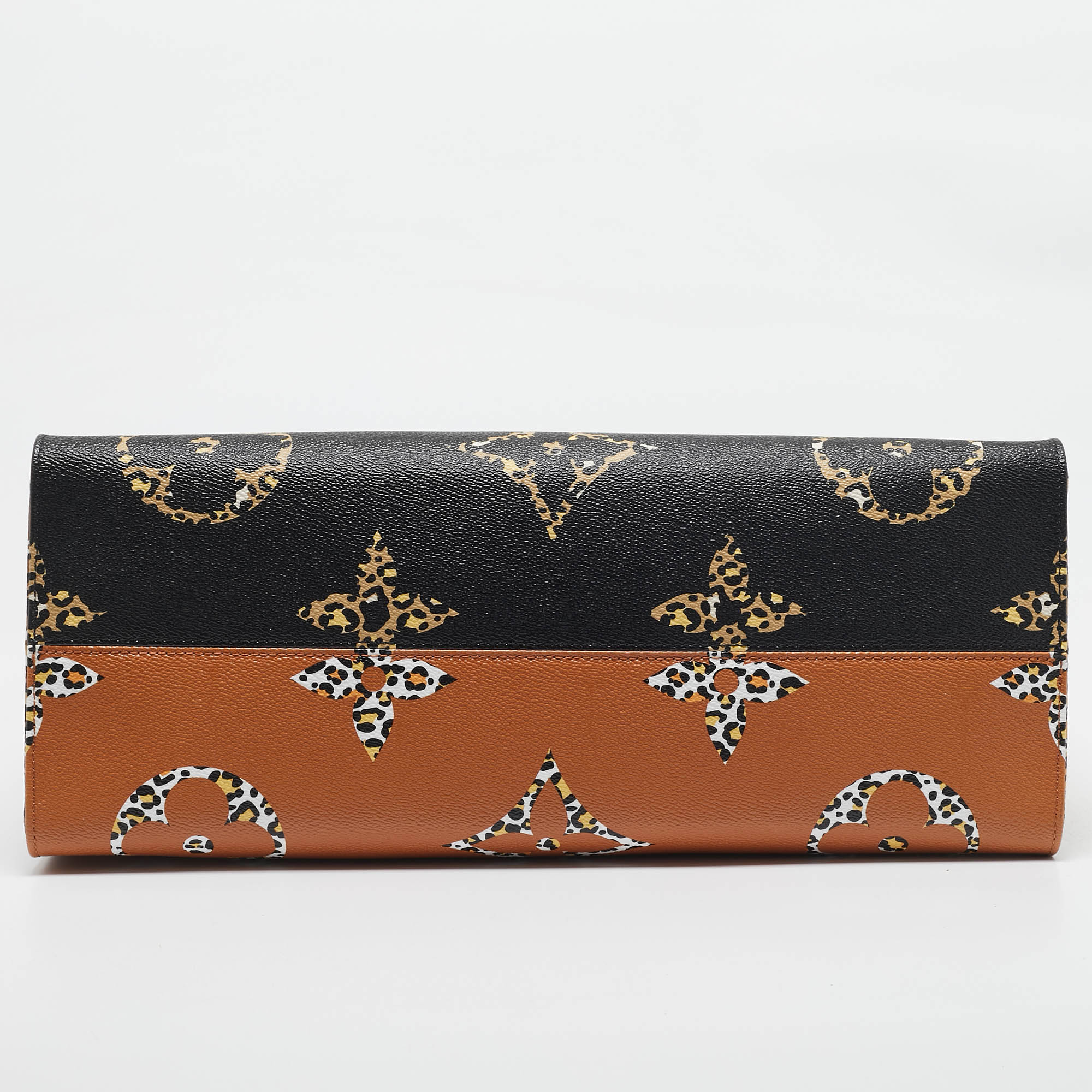 Louis Vuitton Jungle Giant Monogram Canvas OnTheGo GM Bag 