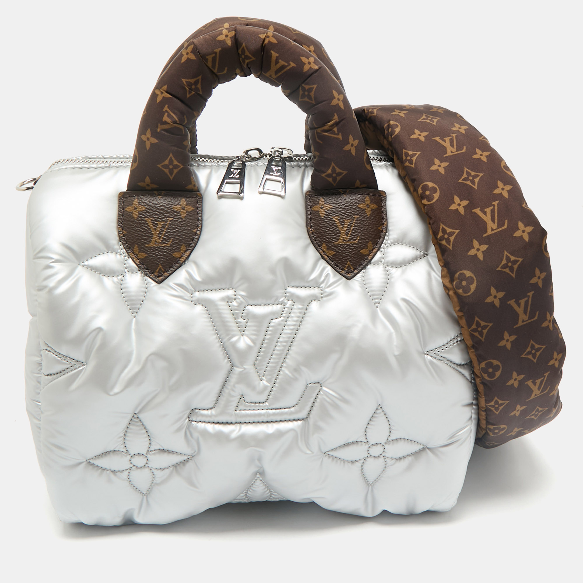 

Louis Vuitton Silver Econyl Monogram Pillow Speedy Bandouliere 25 Bag