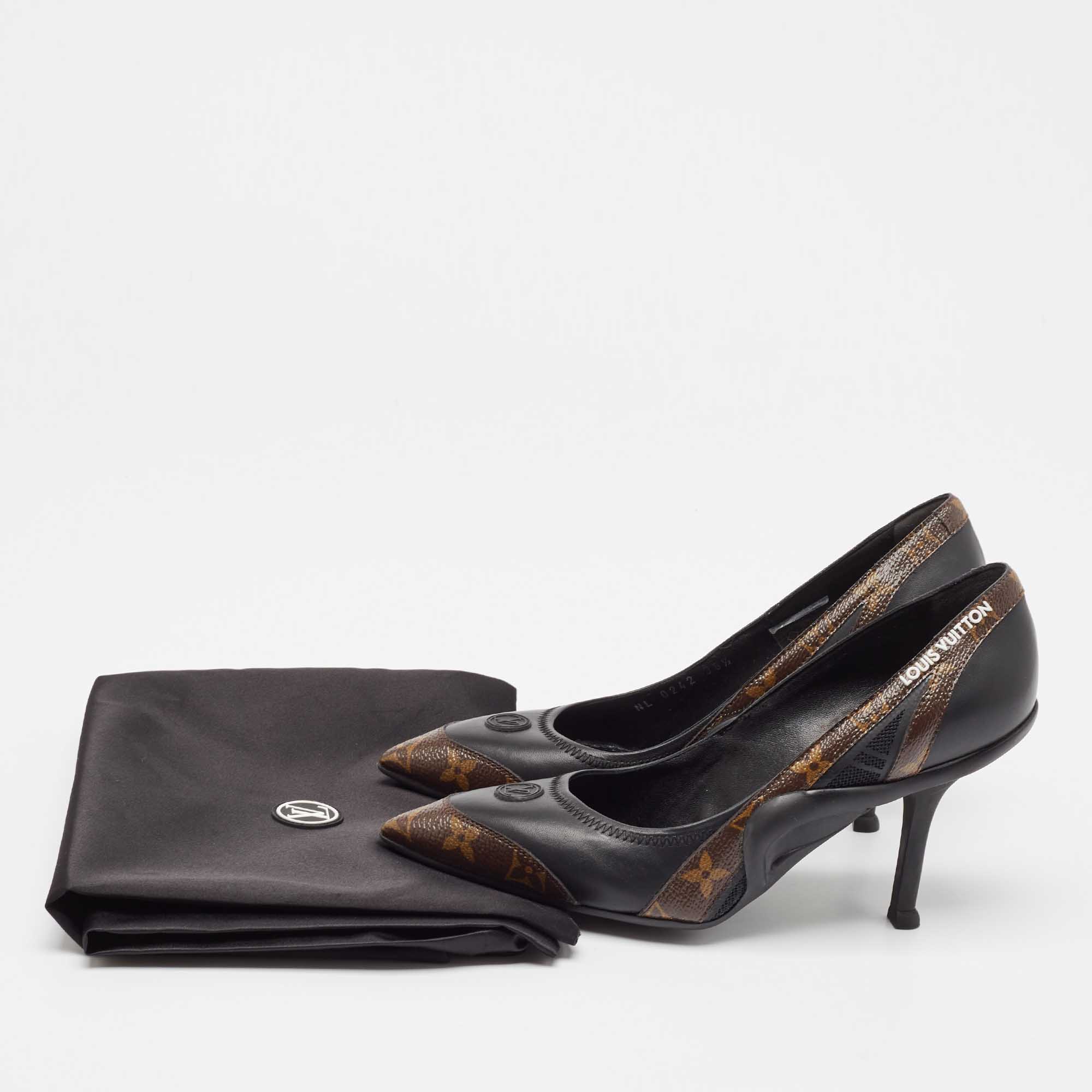 Louis Vuitton Black/Brown Leather and Monogram Canvas Archlight Pumps Size 38.5 