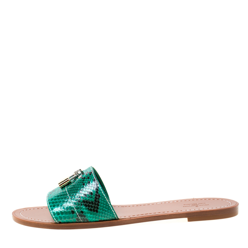 

Louis Vuitton Dubai Exclusive Green Python Leather Lock It Flat Slides Size